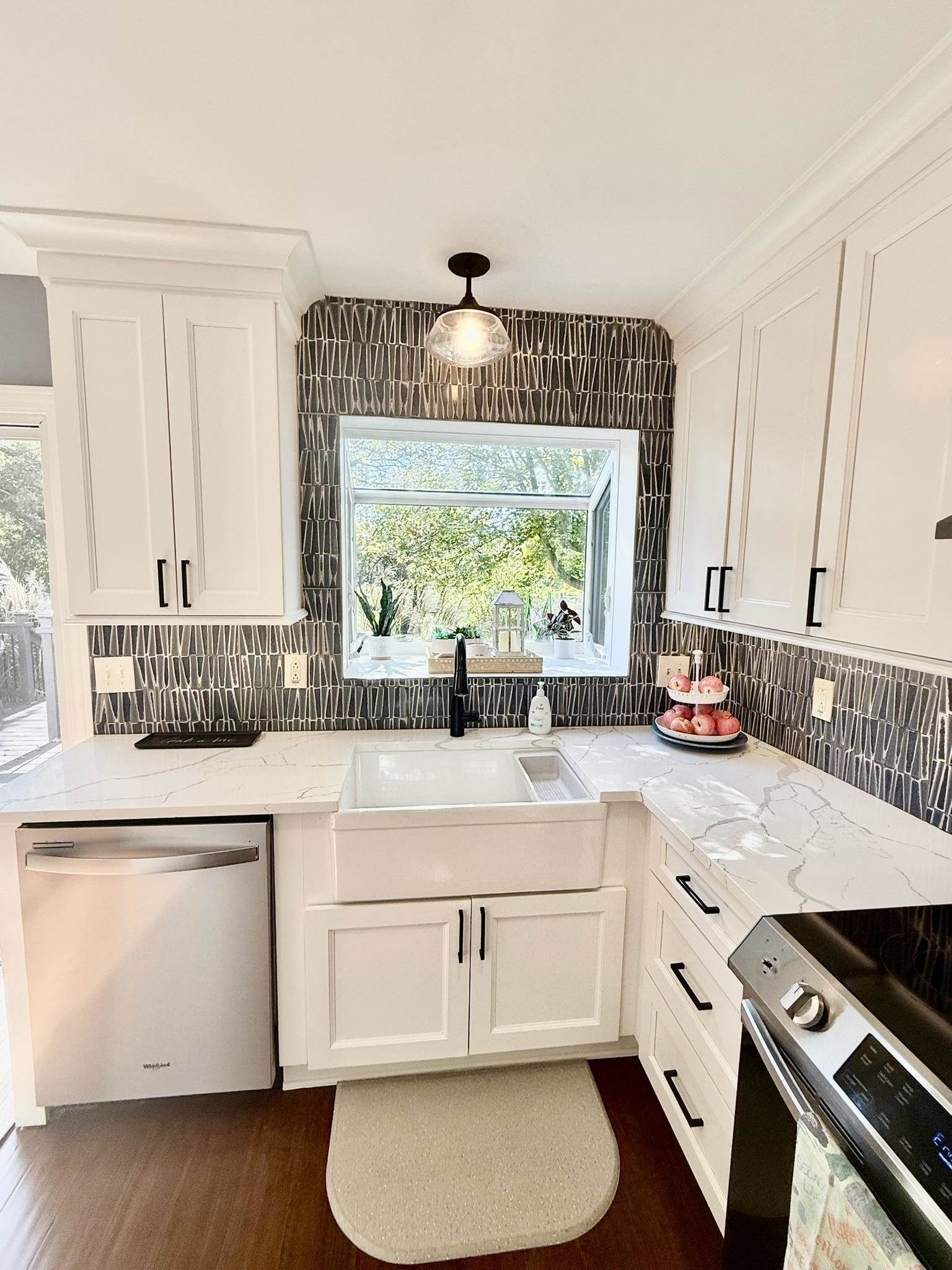 Homes for sale in Rochester Hills, MI | 386 Dalton Dr, Rochester Hills, MI 48307 | MLS# 50191271