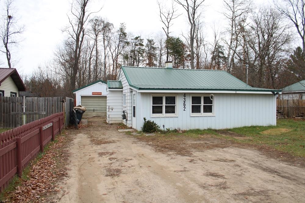 Homes for sale in Harrison, MI | 4362 Filter Rd, Harrison, MI 48625 | MLS# 50191378