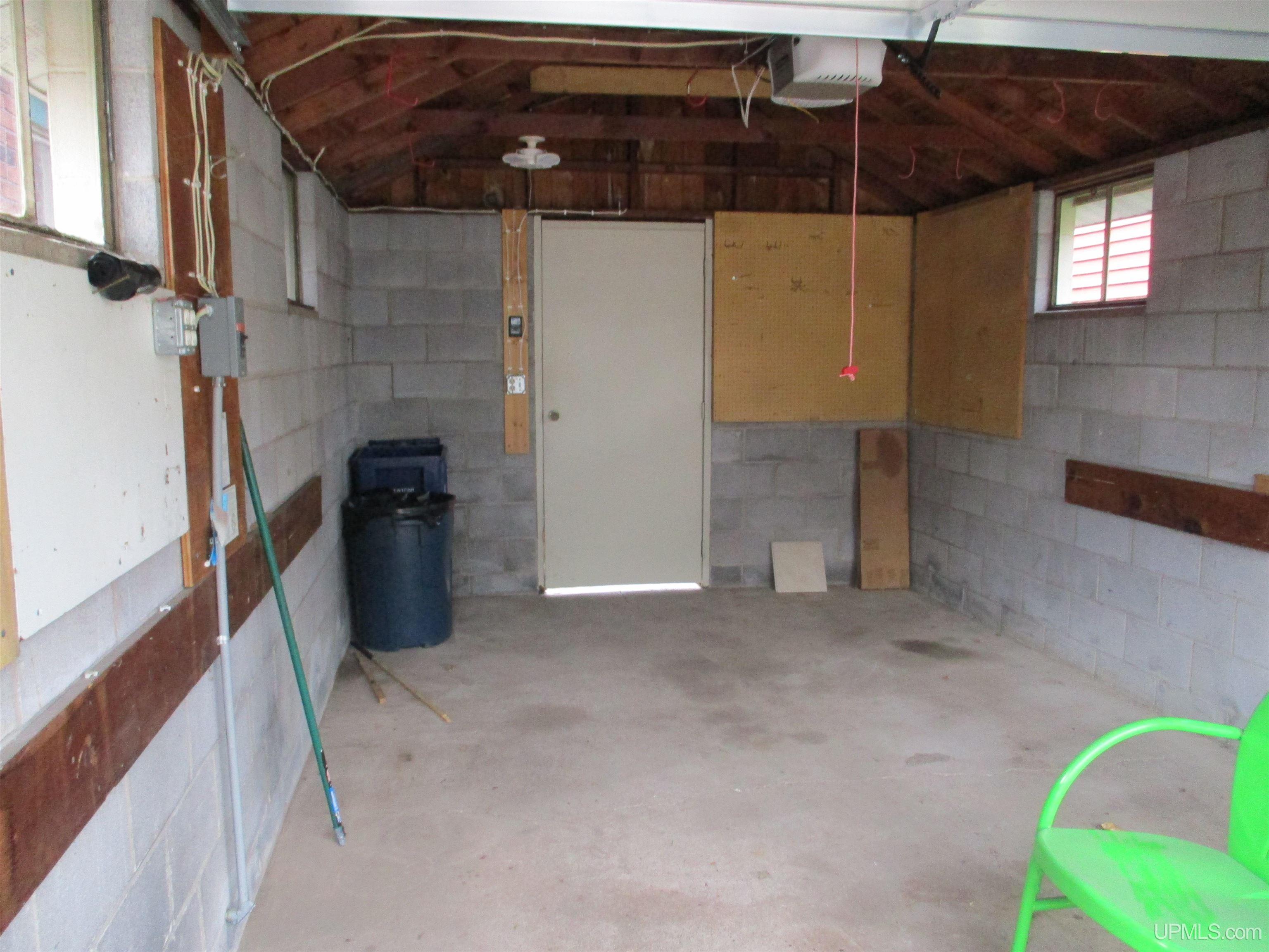 Homes for sale in Hancock, MI | 900 Third St, Hancock, MI 49930 | MLS# 50191452