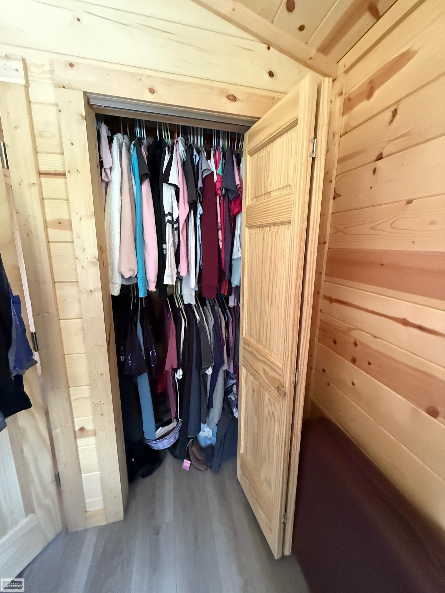 Homes for sale in Kimball, MI | 1900 Burns Rd Rd, Kimball, MI 48074 | MLS# 50191528