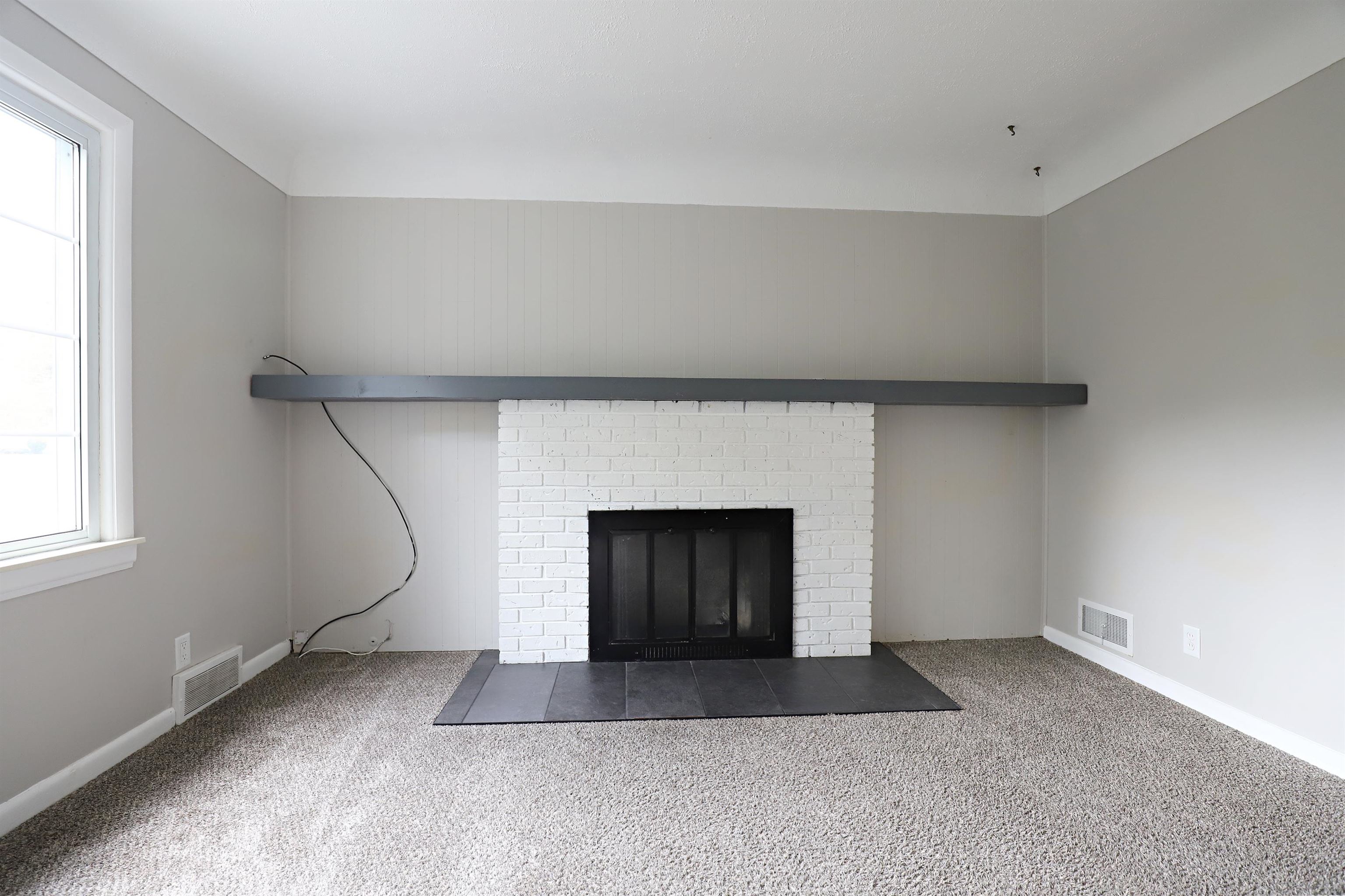 Homes for sale in Flushing, MI | 10008 W Coldwater Rd, Flushing, MI 48433 | MLS# 50191574