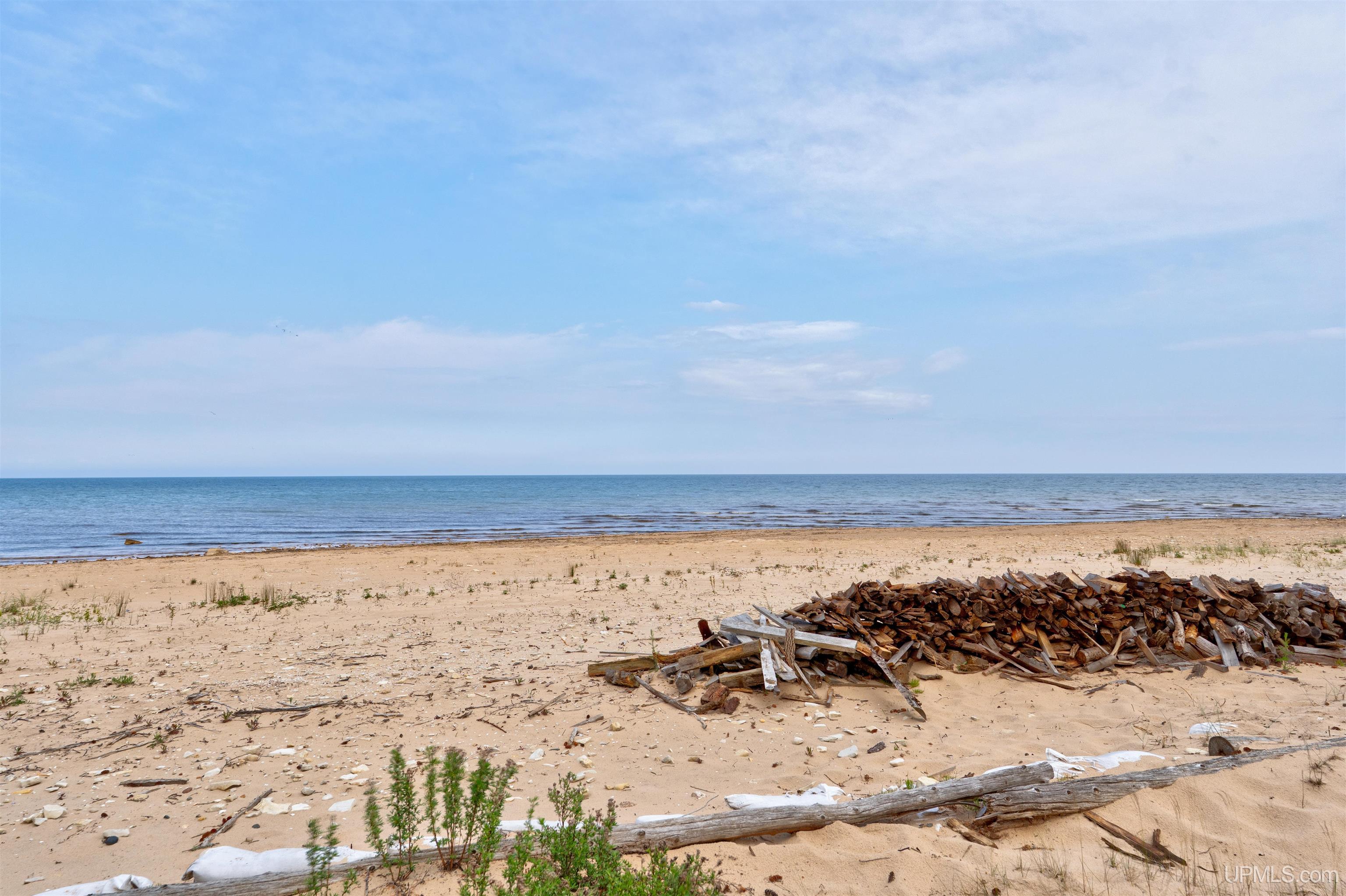 Homes for sale in Manistique, MI | 3092 S Woodland Shores Trl, Manistique, MI 49854 | MLS# 50191722