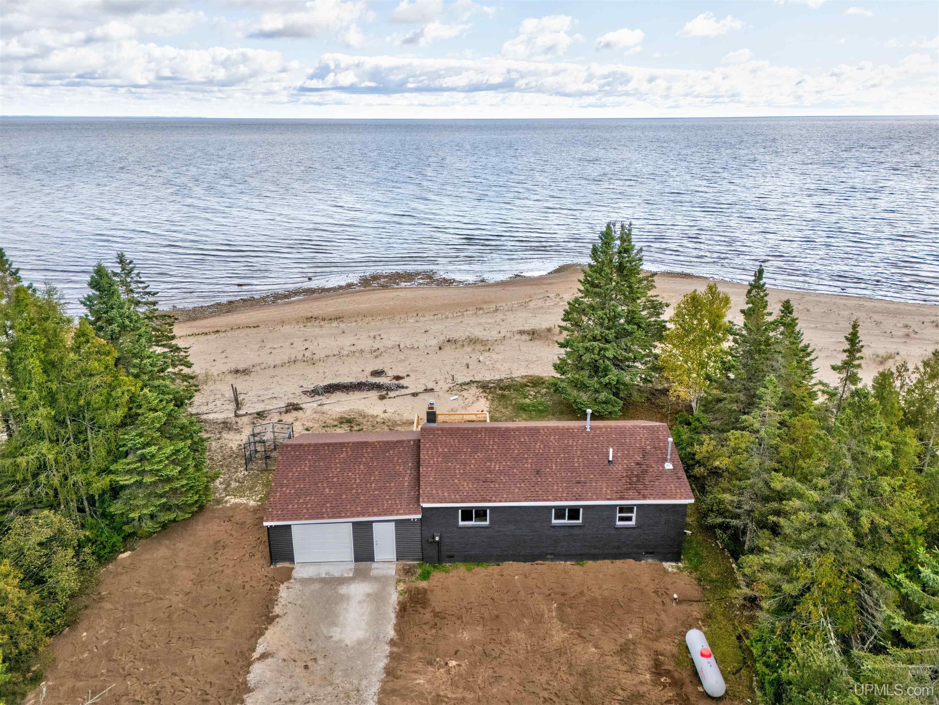 Homes for sale in Manistique, MI | 3092 S Woodland Shores Trl, Manistique, MI 49854 | MLS# 50191722