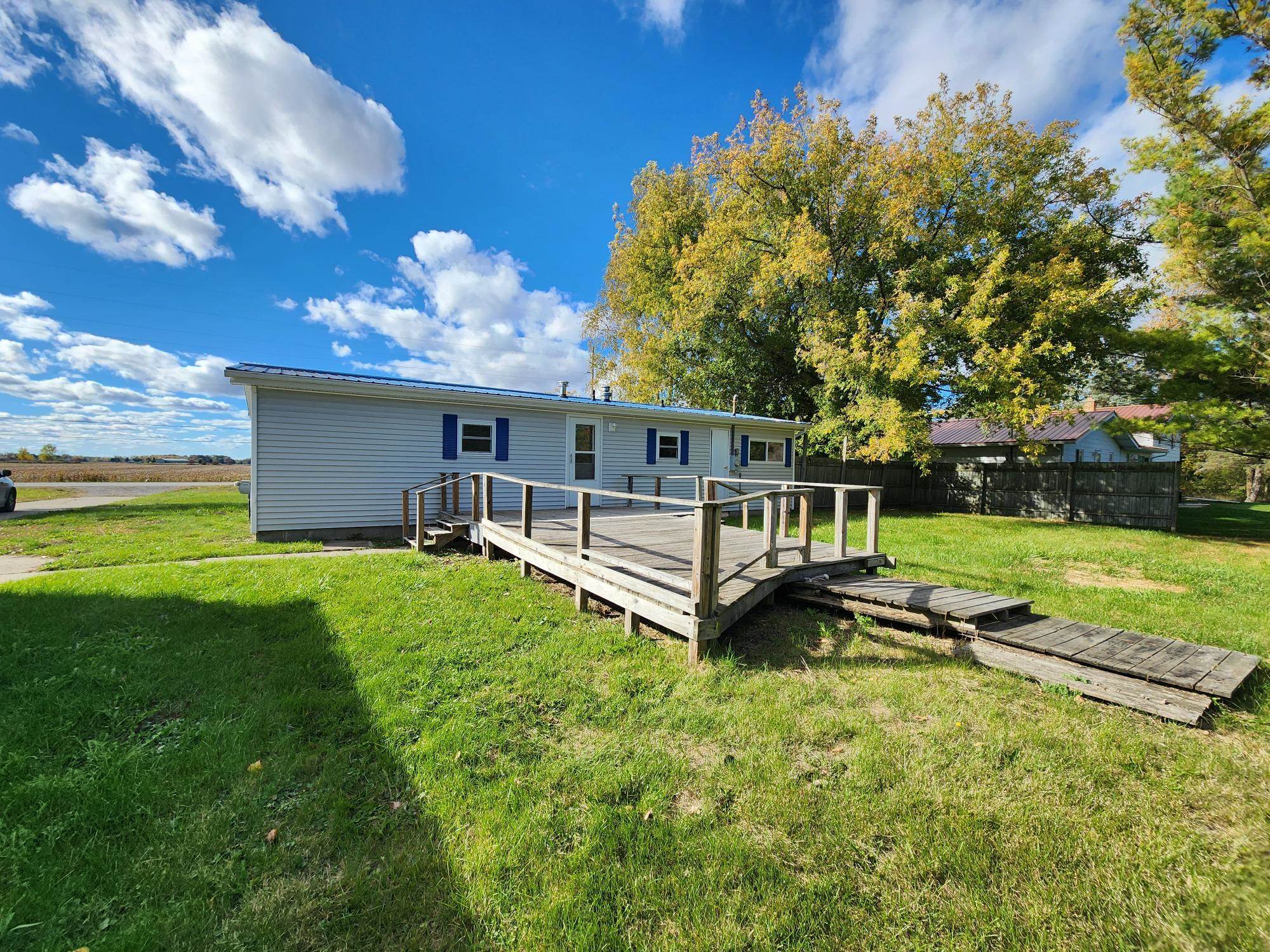 Homes for sale in Pinconning, MI | 4154 N Mackinaw Rd, Pinconning, MI 48650 | MLS# 50191804