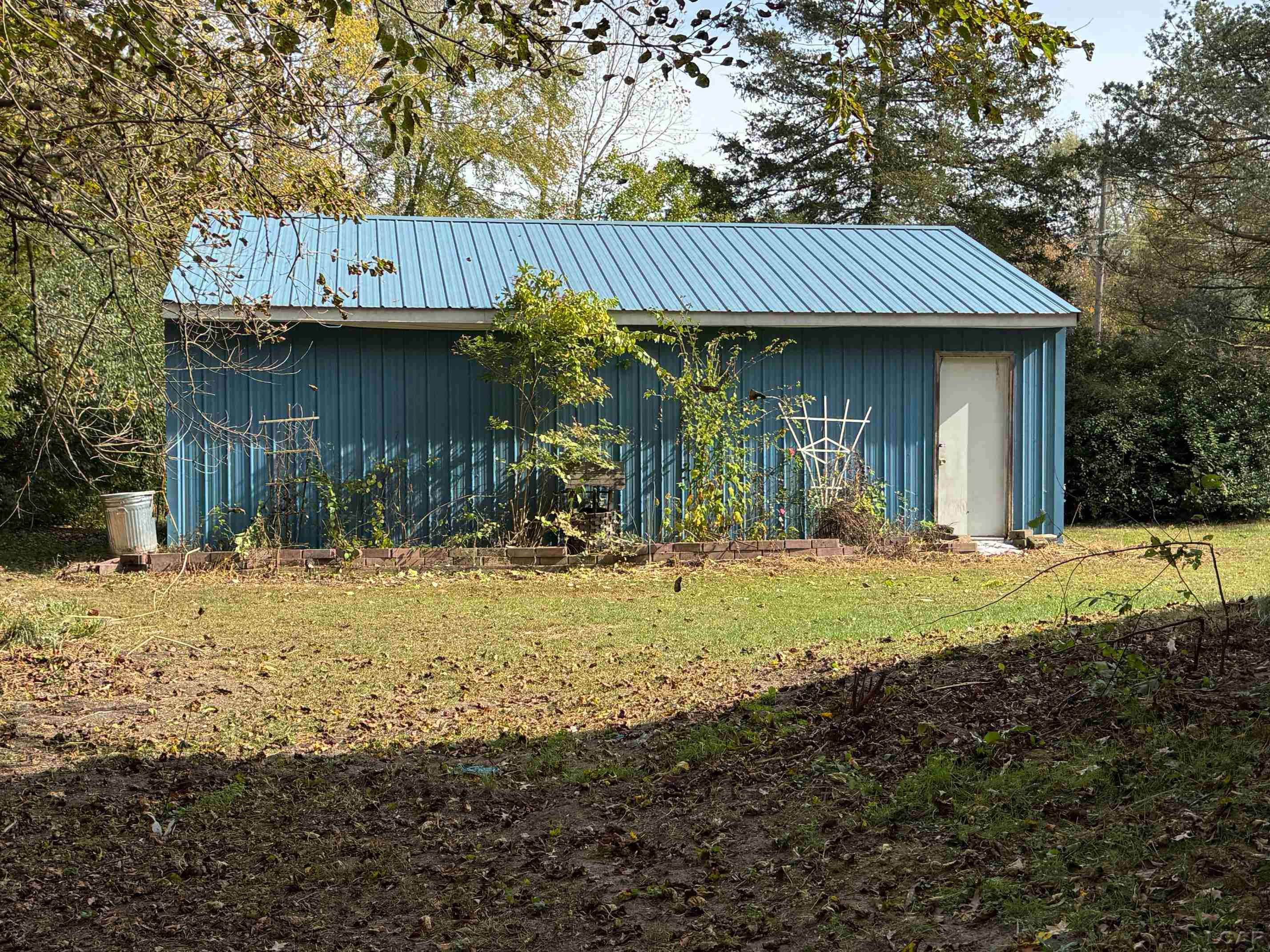 Homes for sale in Belleville, MI | 10722 Rawsonville Rd, Belleville, MI 48111 | MLS# 50191884