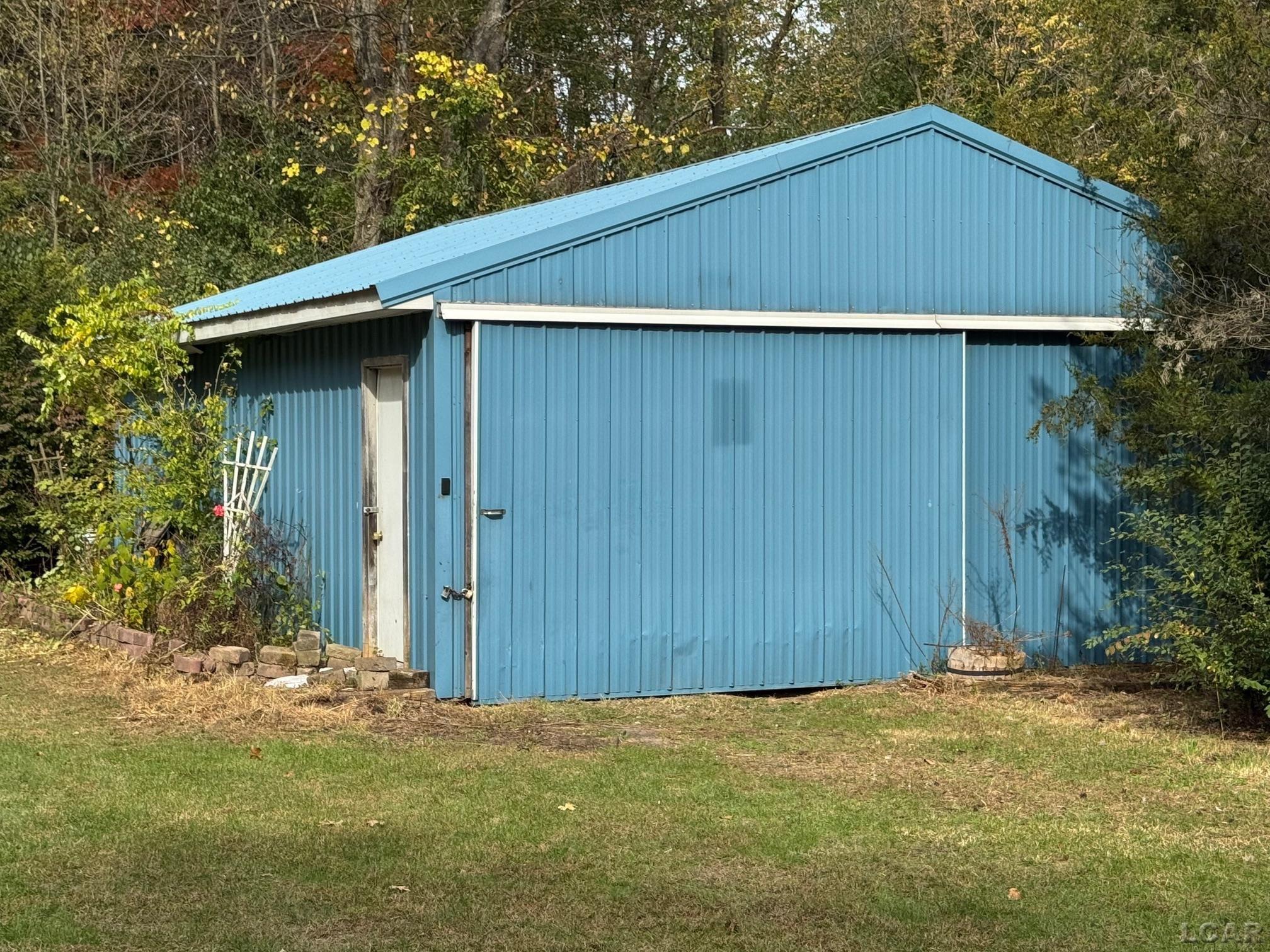 Homes for sale in Belleville, MI | 10722 Rawsonville Rd, Belleville, MI 48111 | MLS# 50191884