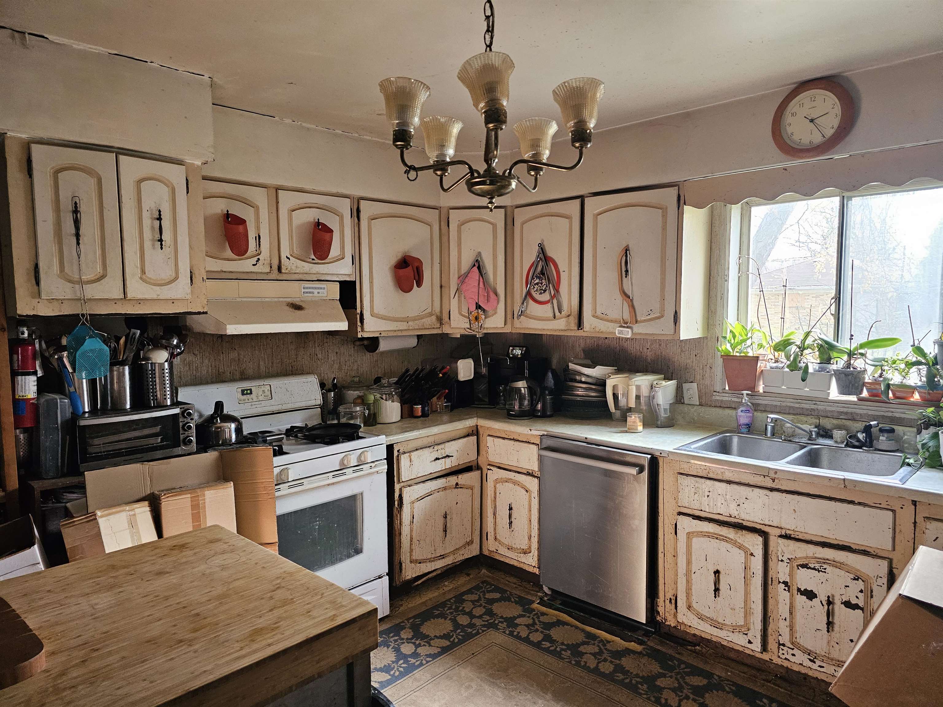 Homes for sale in Flint, MI | 1225 Waldman Ave, Flint, MI 48507 | MLS# 50191895