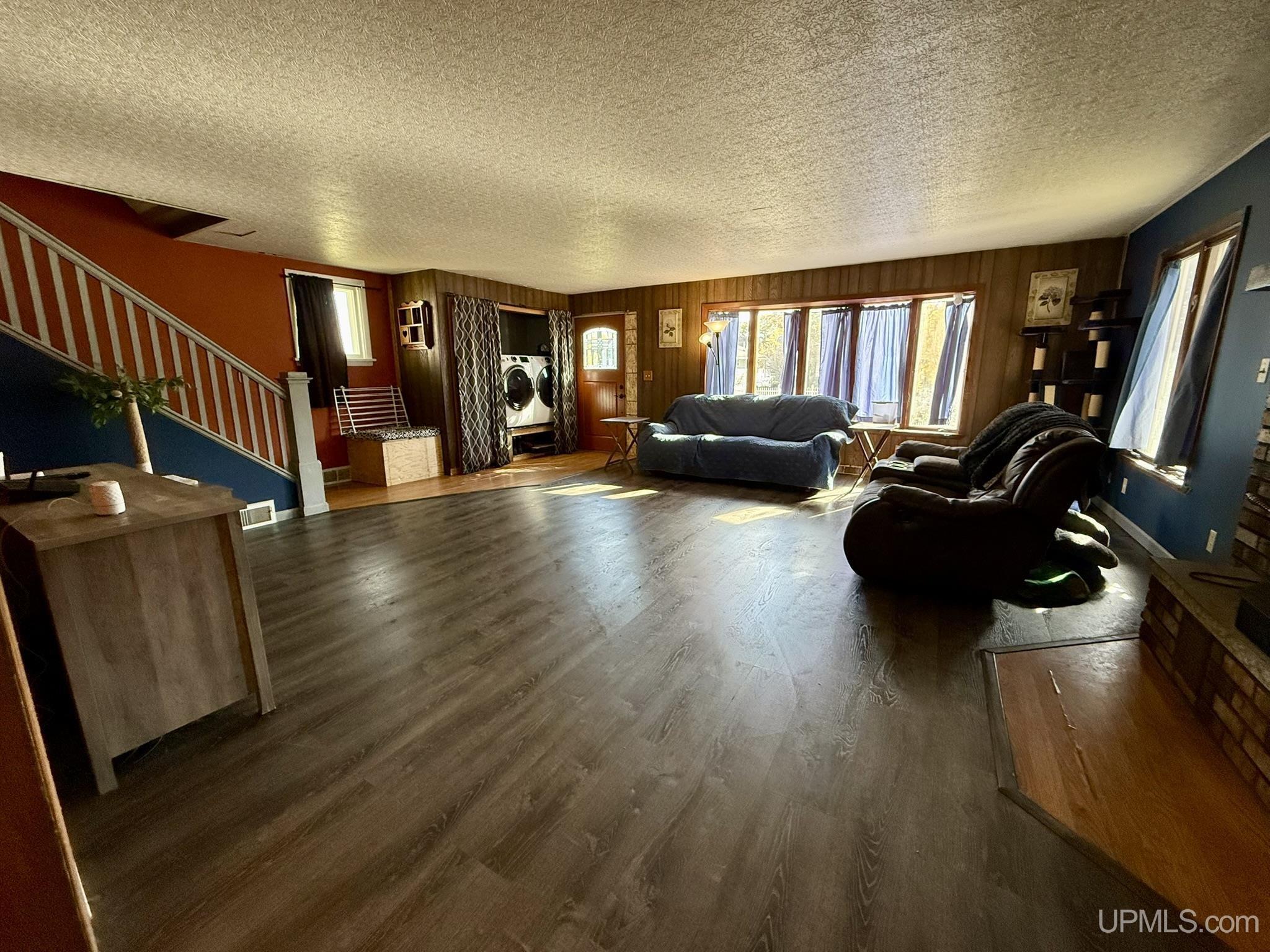 Homes for sale in Iron Mountain, MI | 524 Detroit Ave, Iron Mountain, MI 49801 | MLS# 50191896