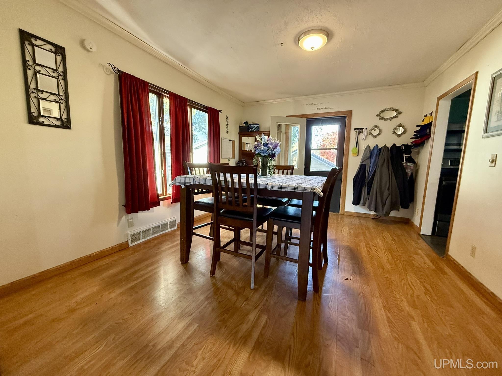 Homes for sale in Iron Mountain, MI | 524 Detroit Ave, Iron Mountain, MI 49801 | MLS# 50191896