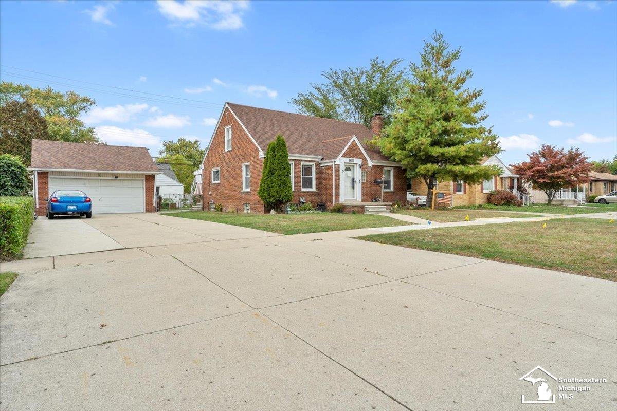 Homes for sale in Southgate, MI | 13546 Trenton Rd, Southgate, MI 48195 | MLS# 50191965