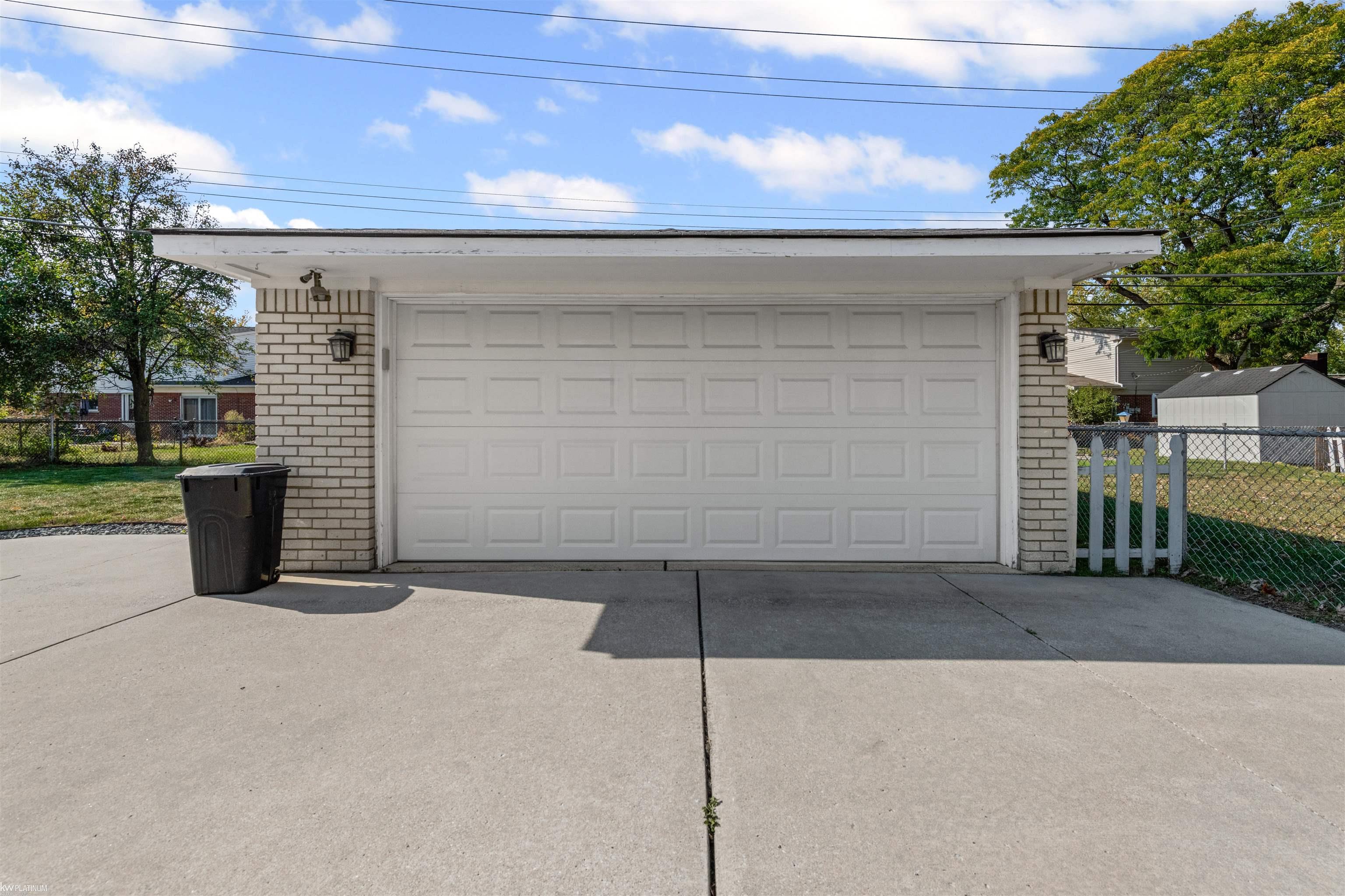 Homes for sale in Sterling Heights, MI | 40453 Regency Dr, Sterling Heights, MI 48313 | MLS# 50191969