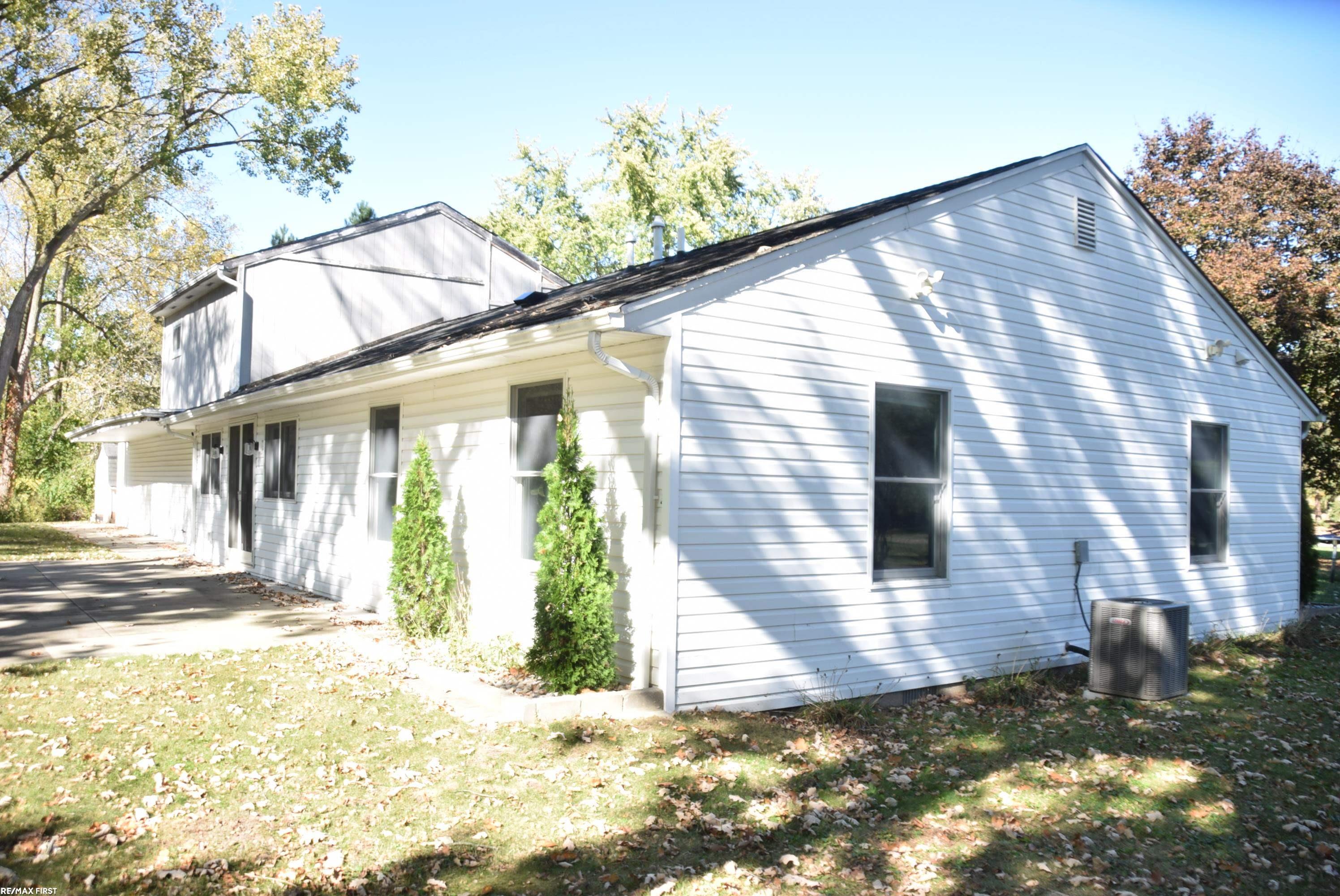 Homes for sale in Clinton Township, MI | 21272 Belleview St, Clinton Township, MI 48036 | MLS# 50192048