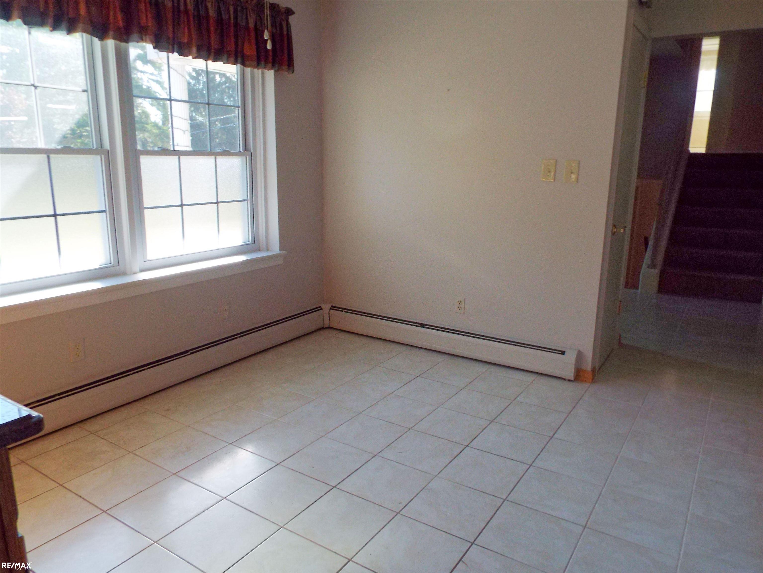 Homes for sale in Bloomfield Twp, MI | 5008 Kings Gate Way St, Bloomfield Twp, MI 48302 | MLS# 50192194