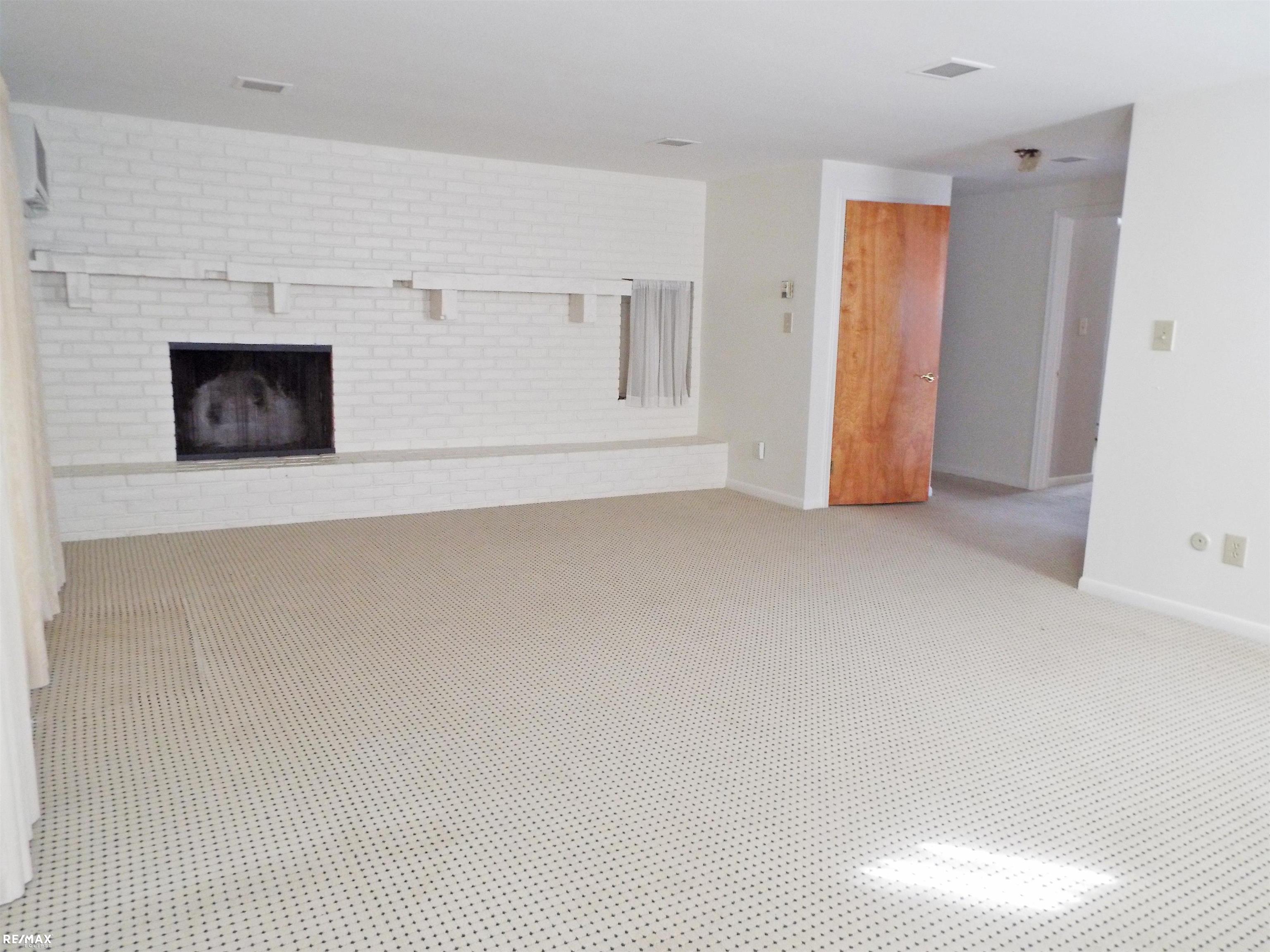 Homes for sale in Bloomfield Twp, MI | 5008 Kings Gate Way St, Bloomfield Twp, MI 48302 | MLS# 50192194