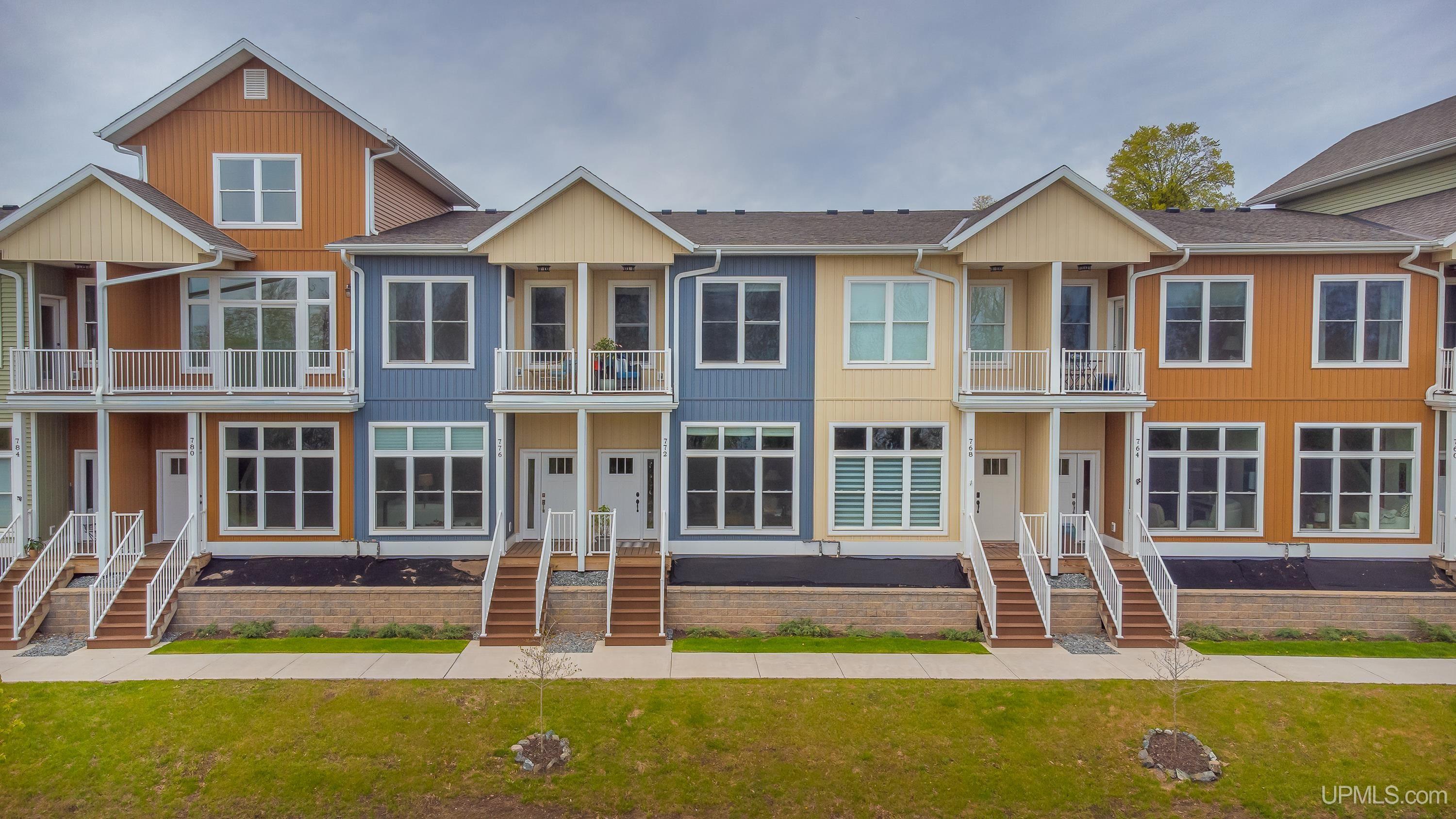 Homes for sale in Marquette, MI | 776 S Lakeshore Blvd, Marquette, MI 49855 | MLS# 50192294