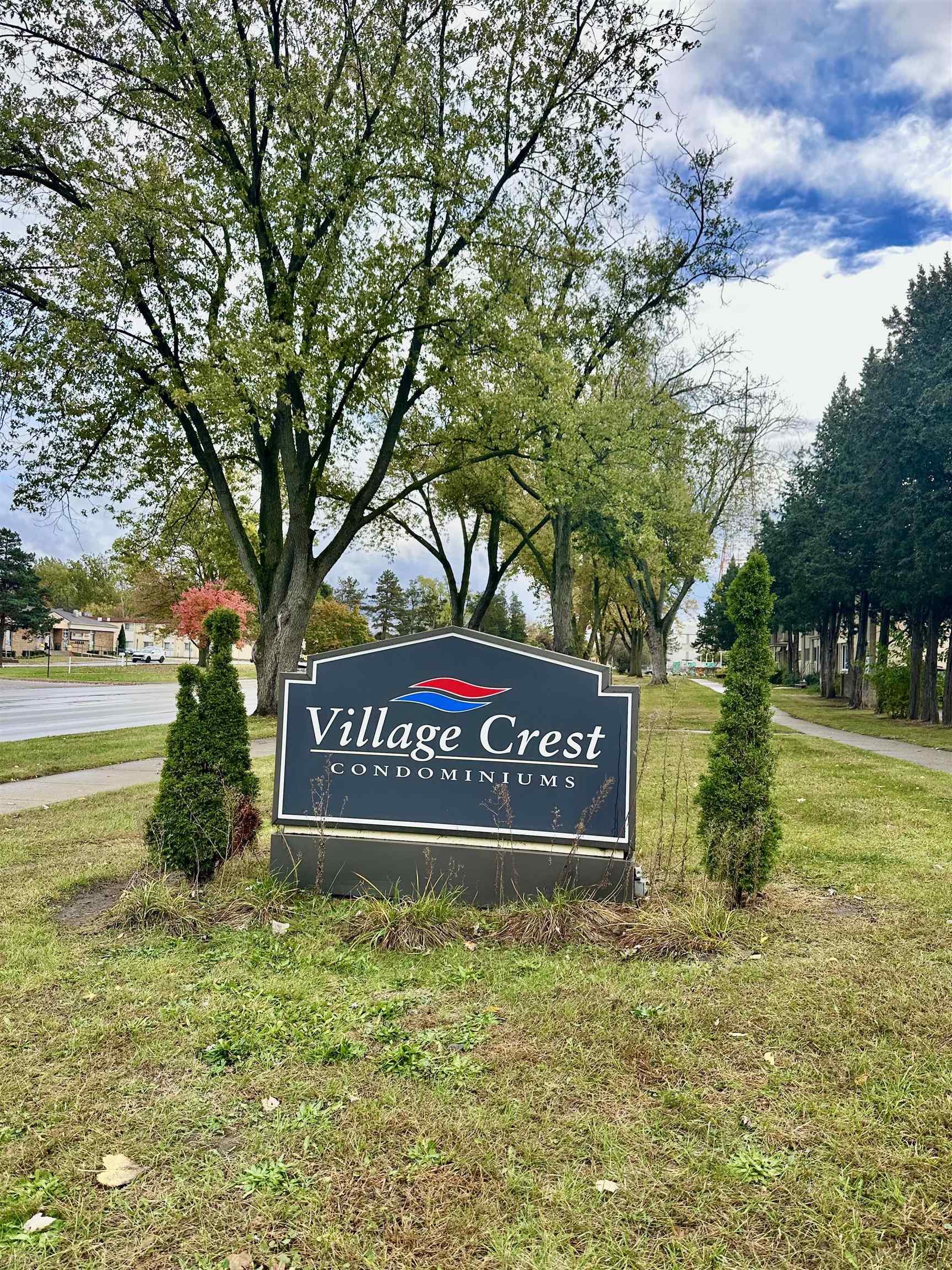 Homes for sale in Southfield, MI | 25665 Lahser Road Road, Southfield, MI 48033 | MLS# 50192300