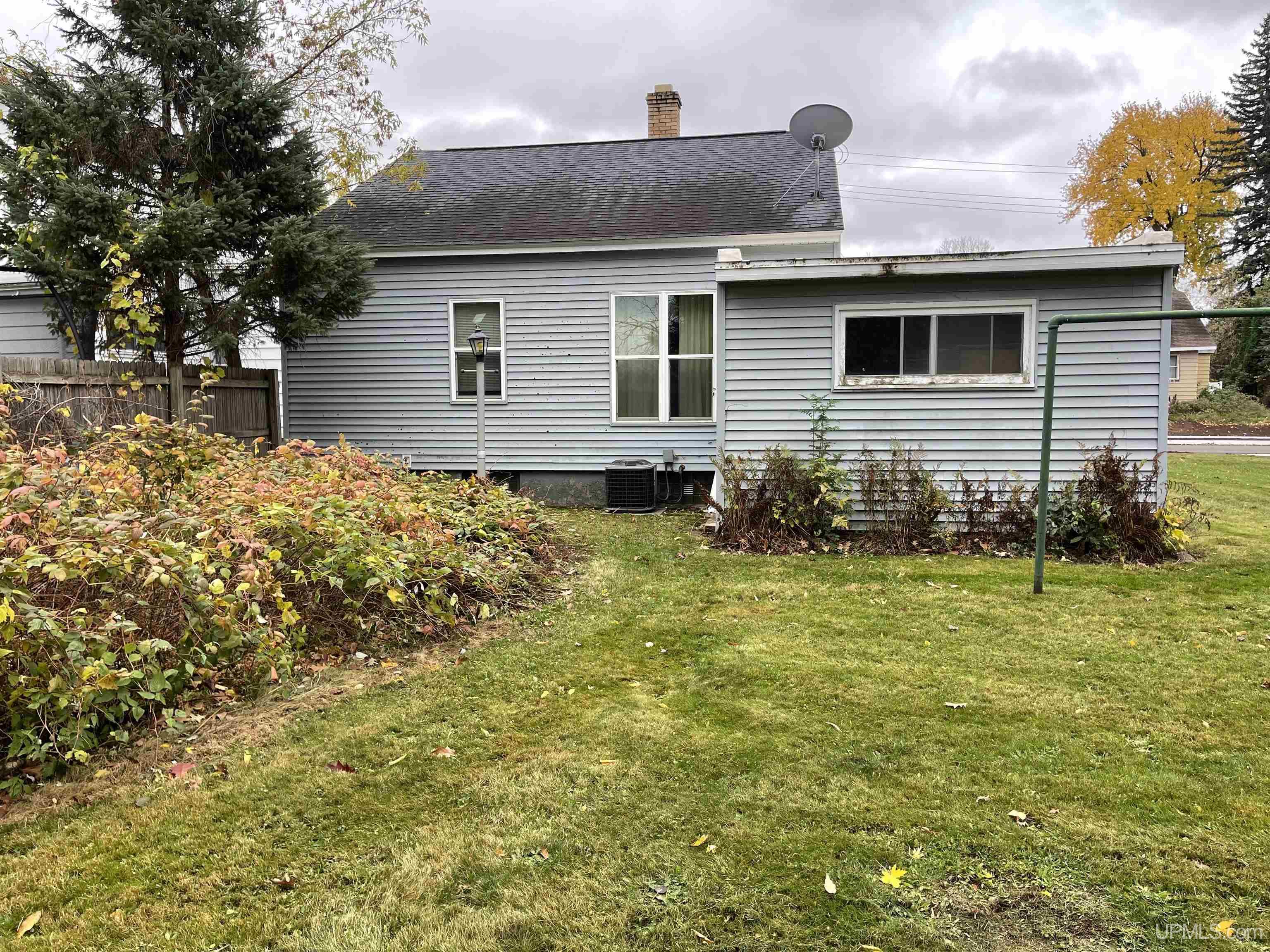 Homes for sale in Ironwood, MI | 224 E Coolidge Ave, Ironwood, MI 49938 | MLS# 50192347