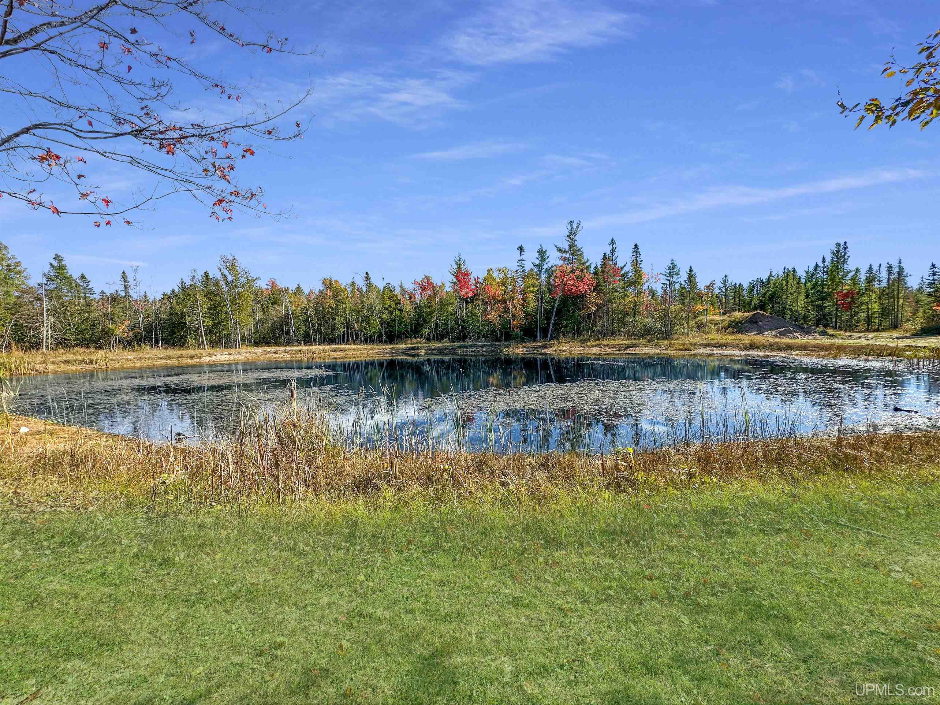 Homes for sale in Manistique, MI | 8111 W 1/4 Mile Rd, Manistique, MI 49854 | MLS# 50192524