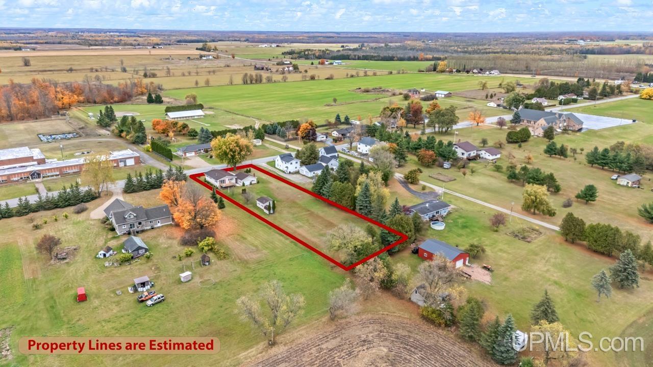 Homes for sale in Gladstone, MI | 3983 Co 416 20Th Rd, Gladstone, MI 49829 | MLS# 50192624