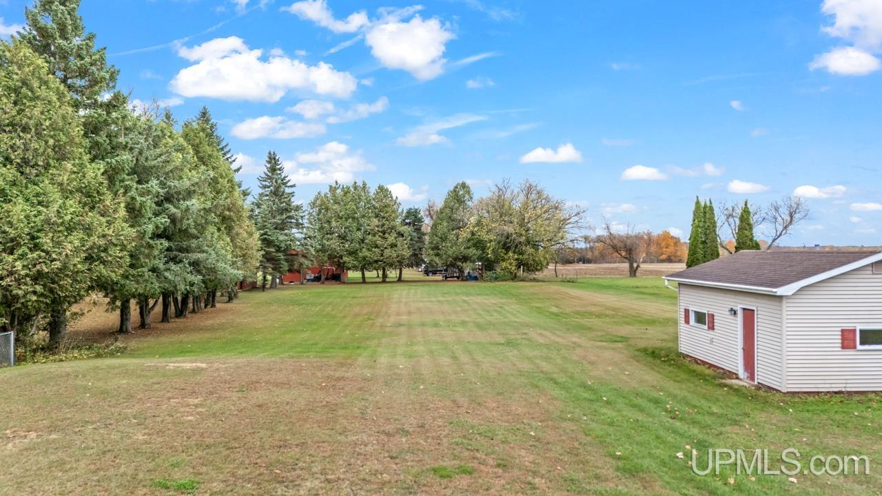 Homes for sale in Gladstone, MI | 3983 Co 416 20th Rd, Gladstone, MI 49829 | MLS# 50192624