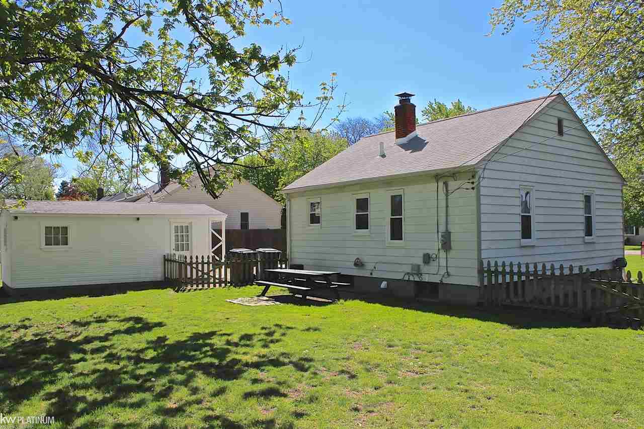 Homes for sale in Shelby Twp, MI | 7547 Sylvan St, Shelby Twp, MI 48317 | MLS# 50192650