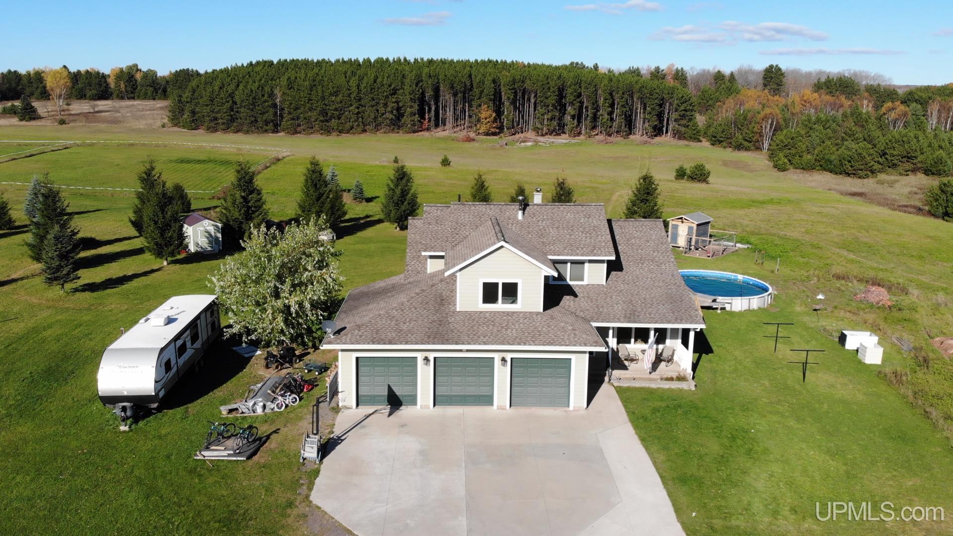 Homes for sale in Atlantic Mine, MI | 13910 Liminga Rd, Atlantic Mine, MI 49905 | MLS# 50192724