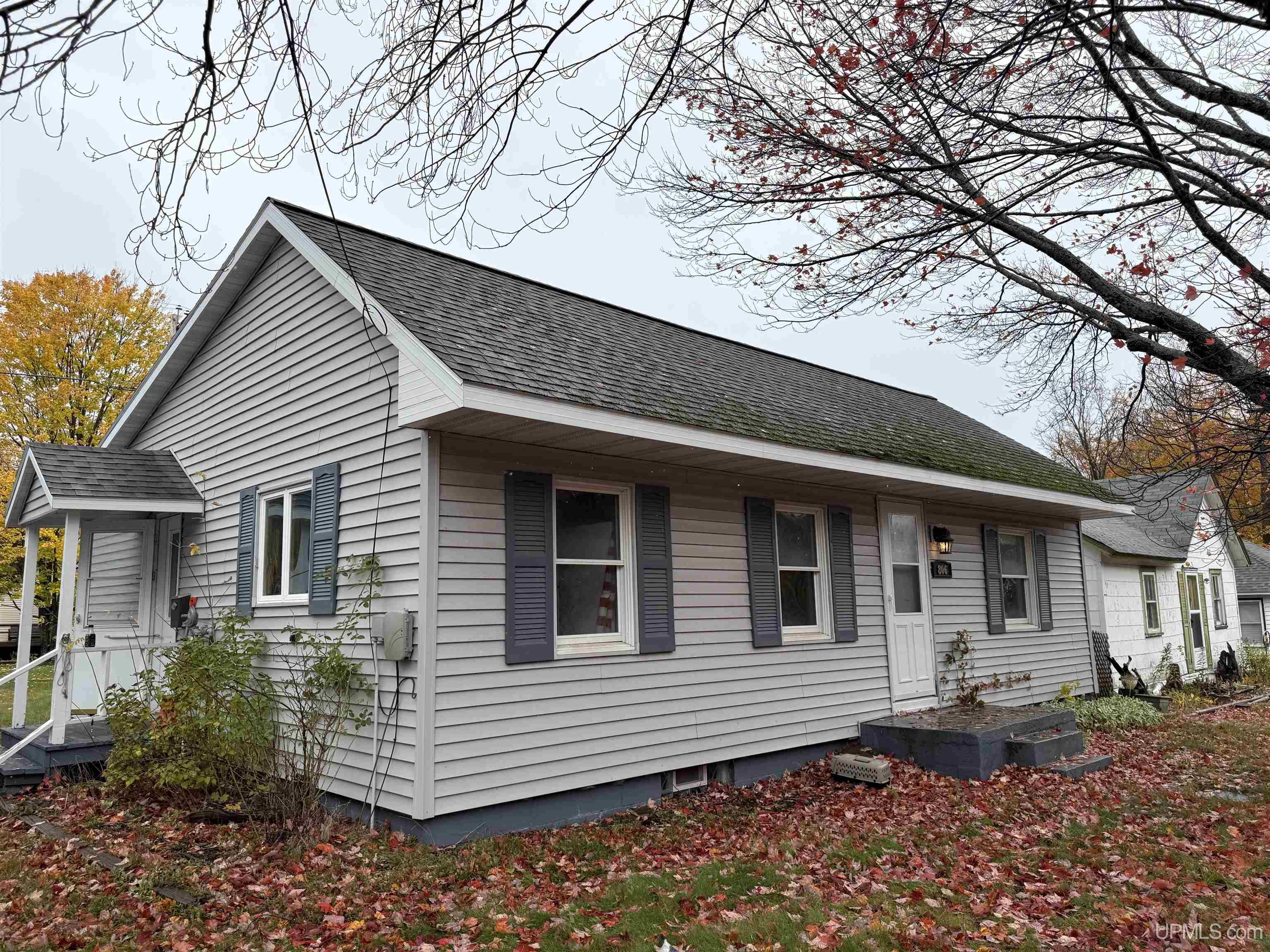 Homes for sale in Ontonagon, MI | 806 Rockland Rd, Ontonagon, MI 49953 | MLS# 50192733