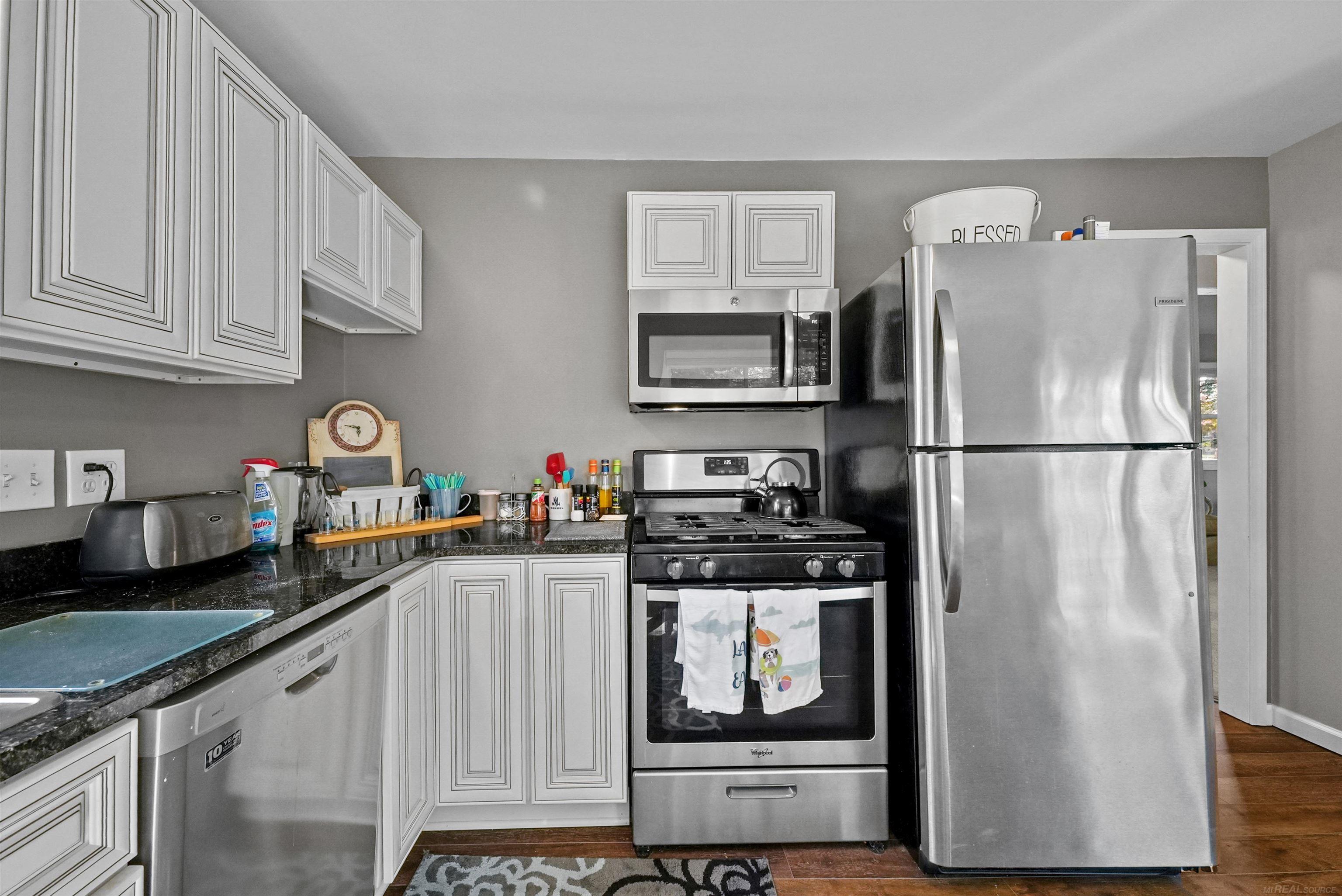 Homes for sale in Houghton Lake, MI | 116 Baywood Ct, Houghton Lake, MI 48651 | MLS# 50192771