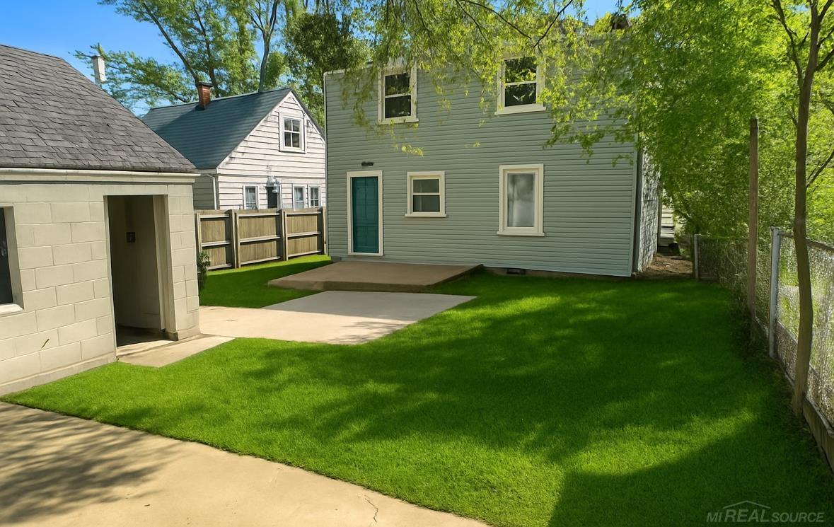 Homes for sale in Flint, MI | 2608 Cumings Ave, Flint, MI 48503 | MLS# 50192859