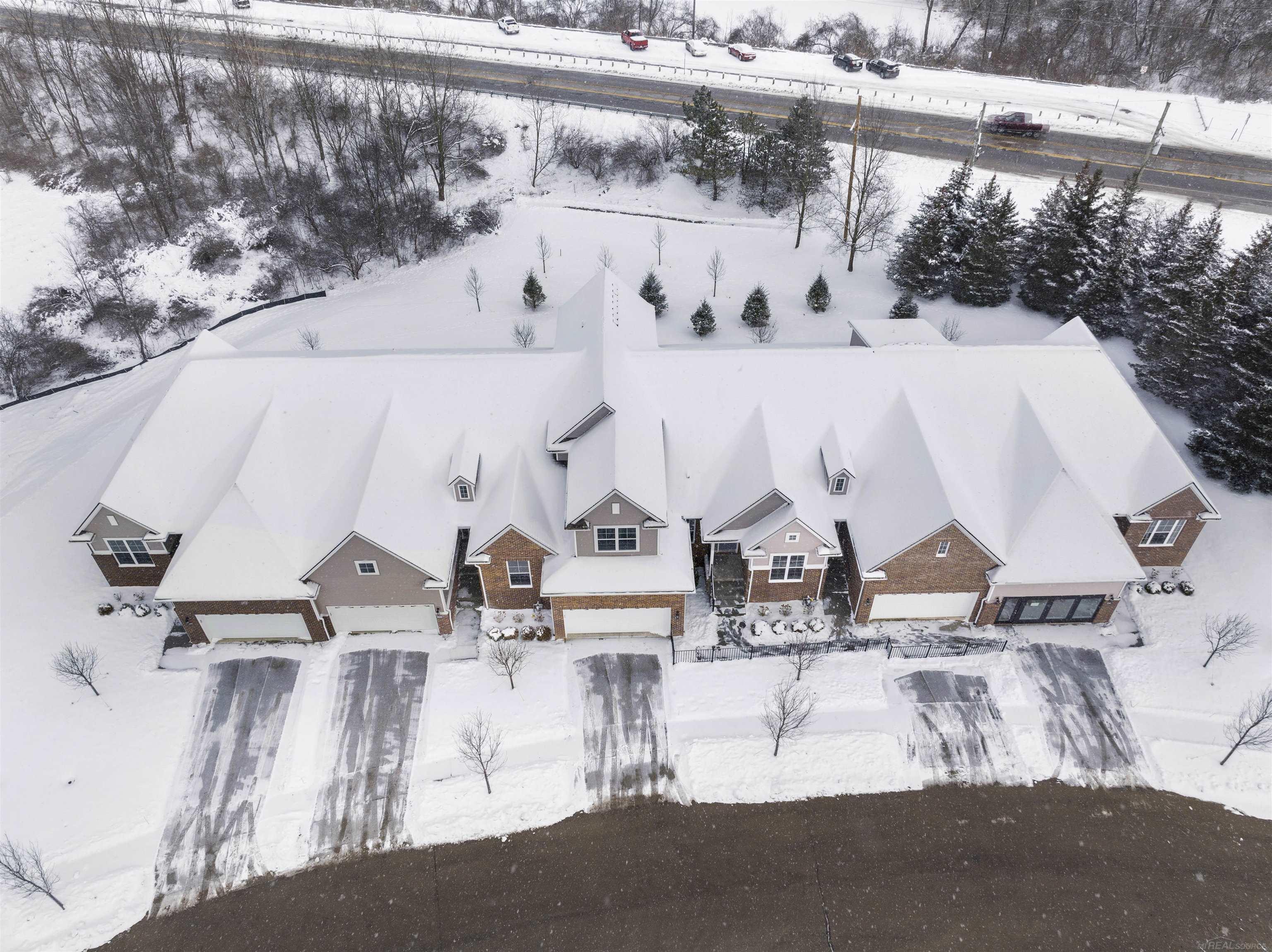 Homes for sale in Howell, MI | 2221 Chase Dr #103, Howell, MI 48855 | MLS# 50192861