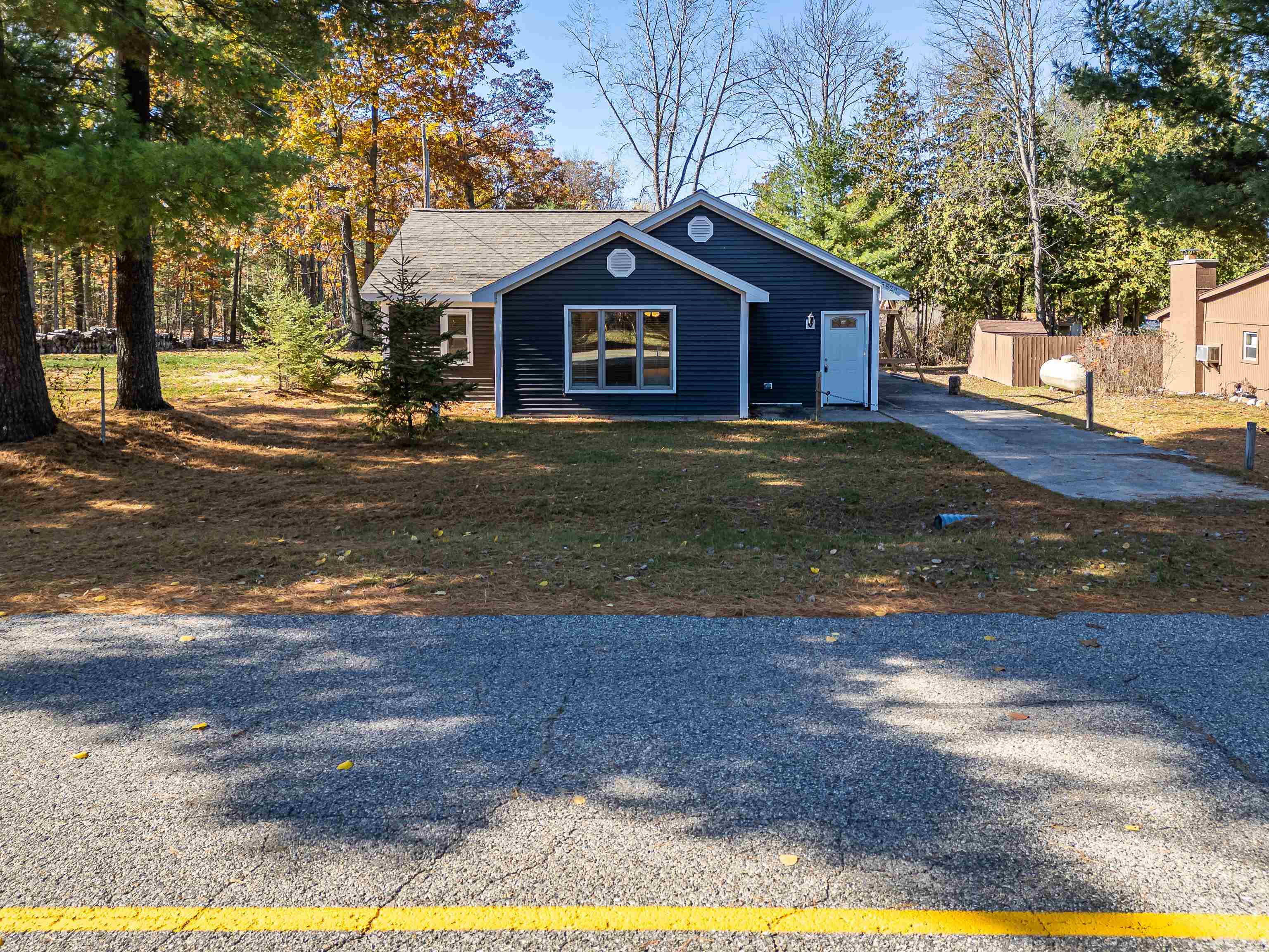 Homes for sale in Gladwin, MI | 5827 Cedar Lake Rd, Gladwin, MI 48624 | MLS# 50192884