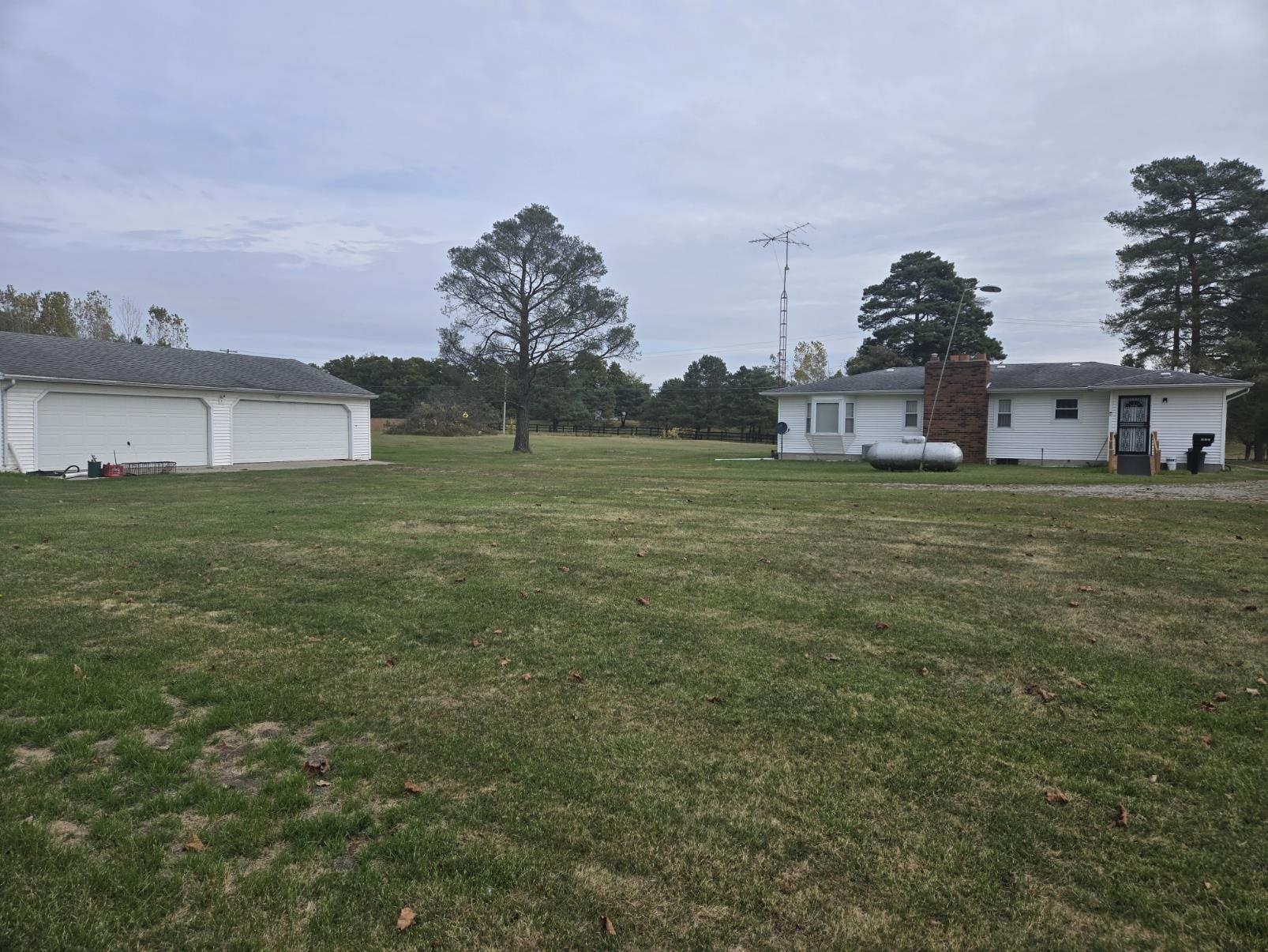 Homes for sale in Holly, MI | 14134 N Holly Rd, Holly, MI 48442 | MLS# 50192912