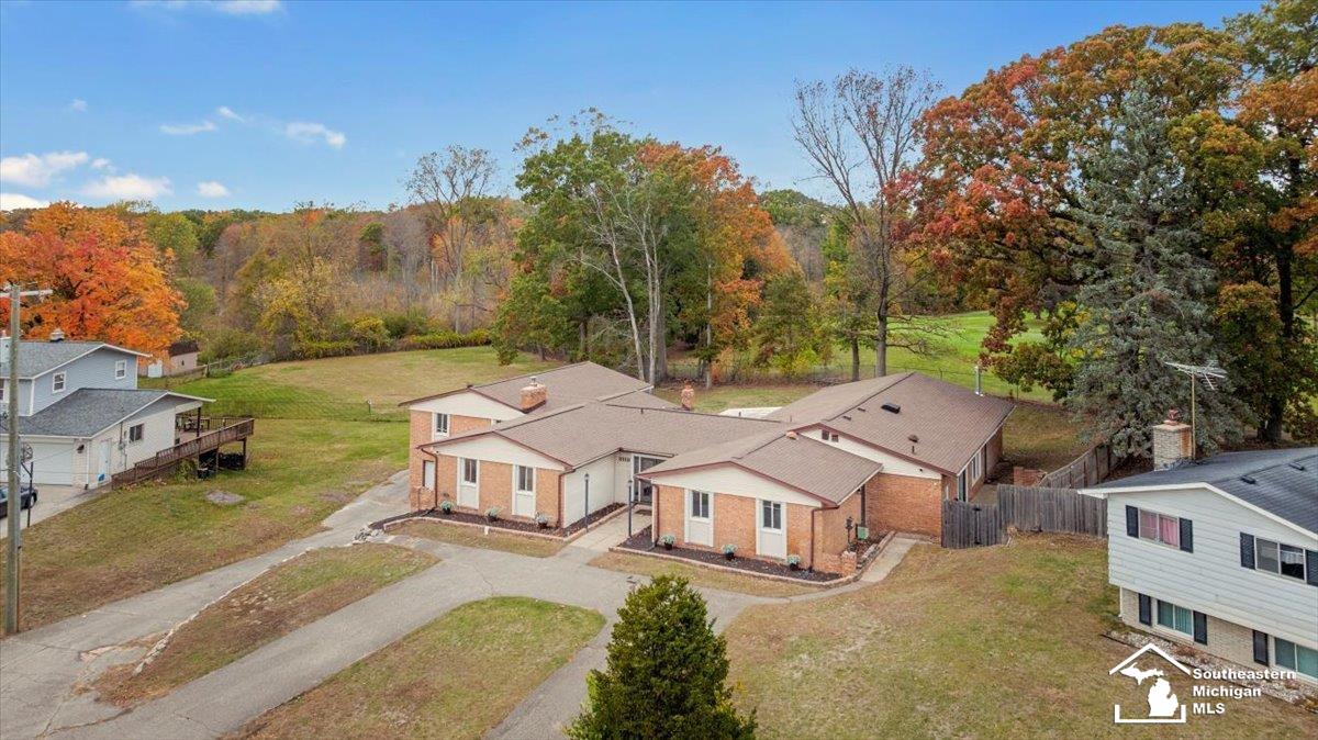 Homes for sale in White Lake, MI | 8118 Rene Dr, White Lake, MI 48386 | MLS# 50192939