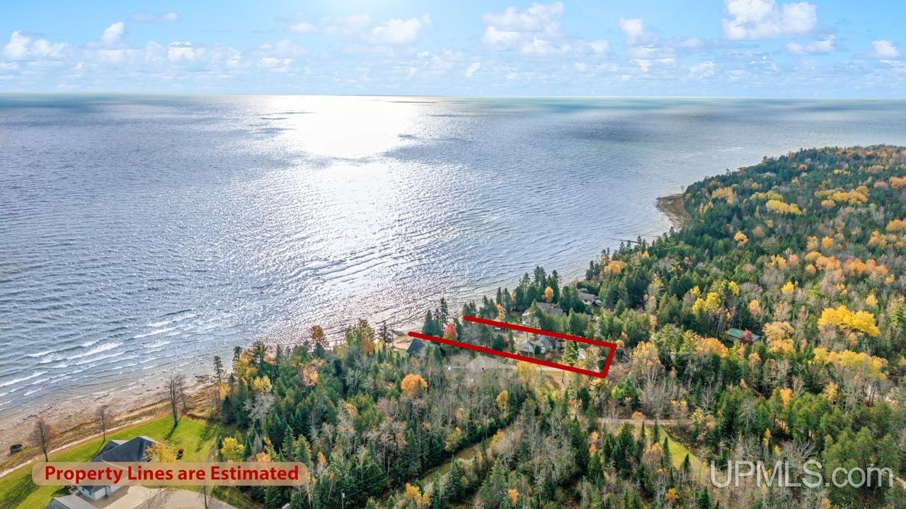 Homes for sale in Bark River, MI | 1070 State Hwy M35 Hwy, Bark River, MI 49807 | MLS# 50192948