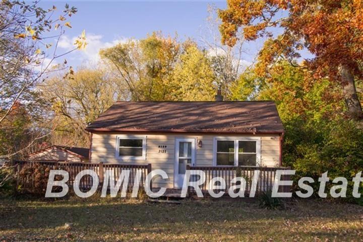 Homes for sale in Clio, MI | 2139 Byrnes Dr, Clio, MI 48420 | MLS# 50192971