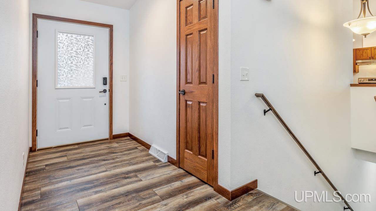 Homes for sale in Iron Mountain, MI | 1263 Timber Ridge Rd, Iron Mountain, MI 49801 | MLS# 50192980