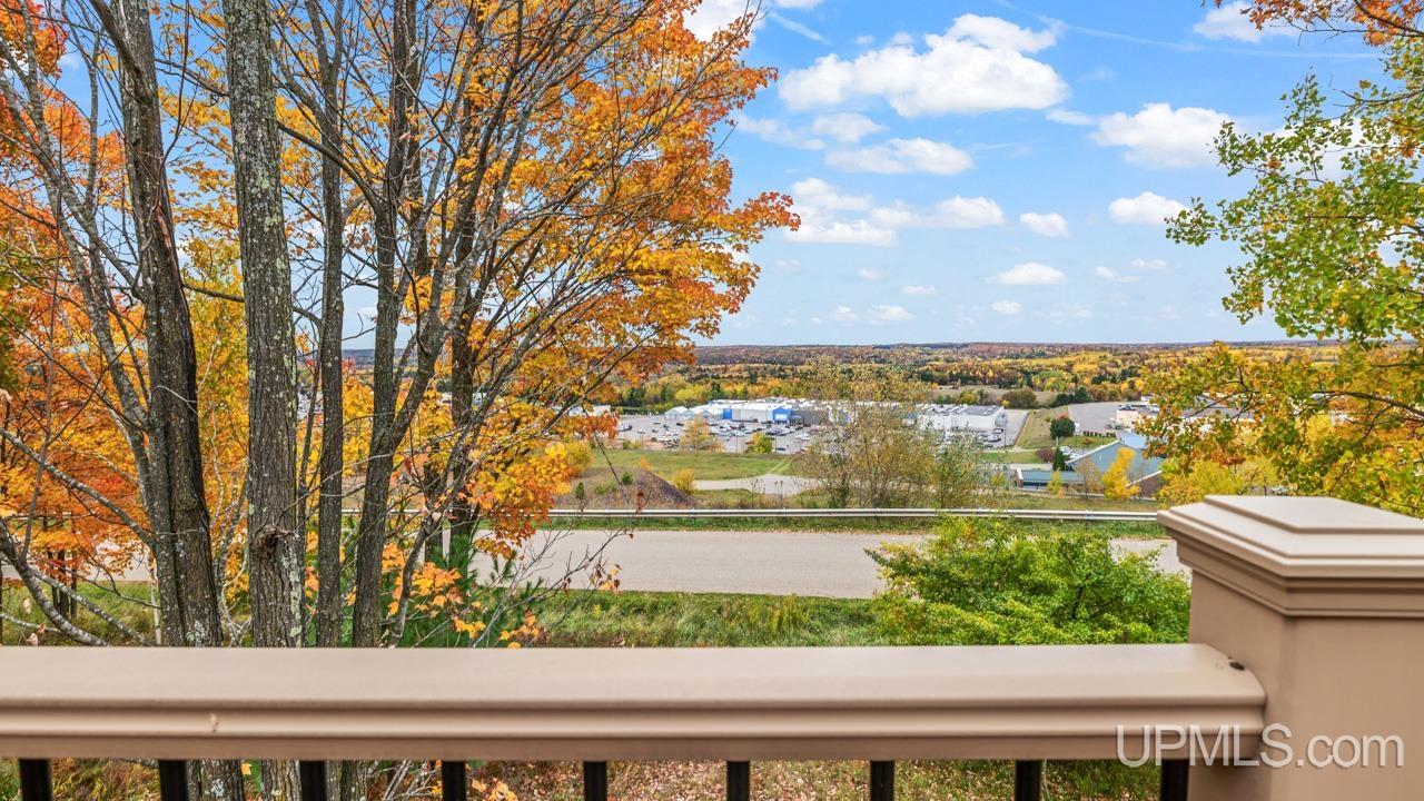 Homes for sale in Iron Mountain, MI | 1263 Timber Ridge Rd, Iron Mountain, MI 49801 | MLS# 50192980