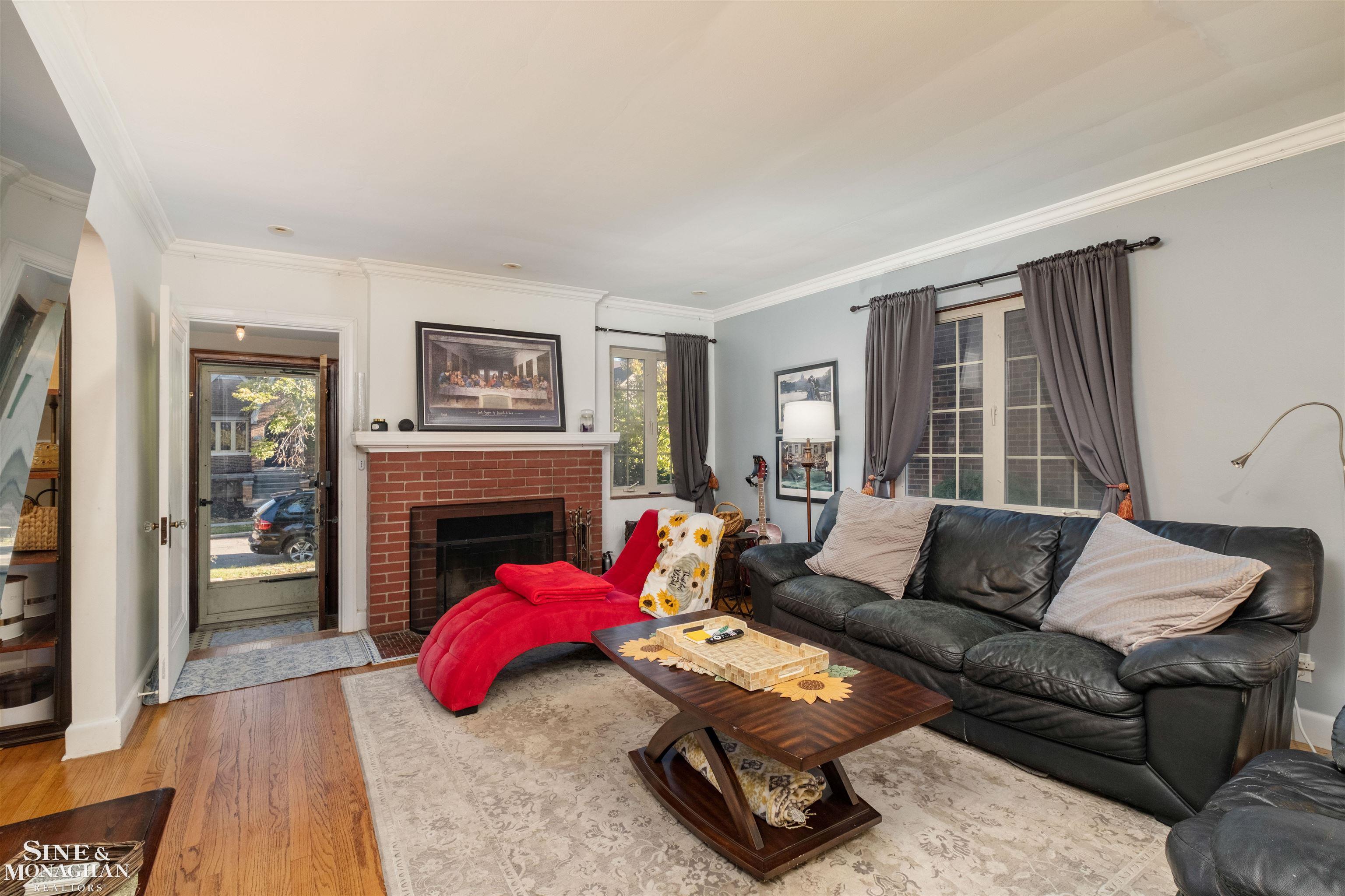 Homes for sale in Grosse Pointe Farms, MI | 441 Manor St, Grosse Pointe Farms, MI 48236 | MLS# 50193091