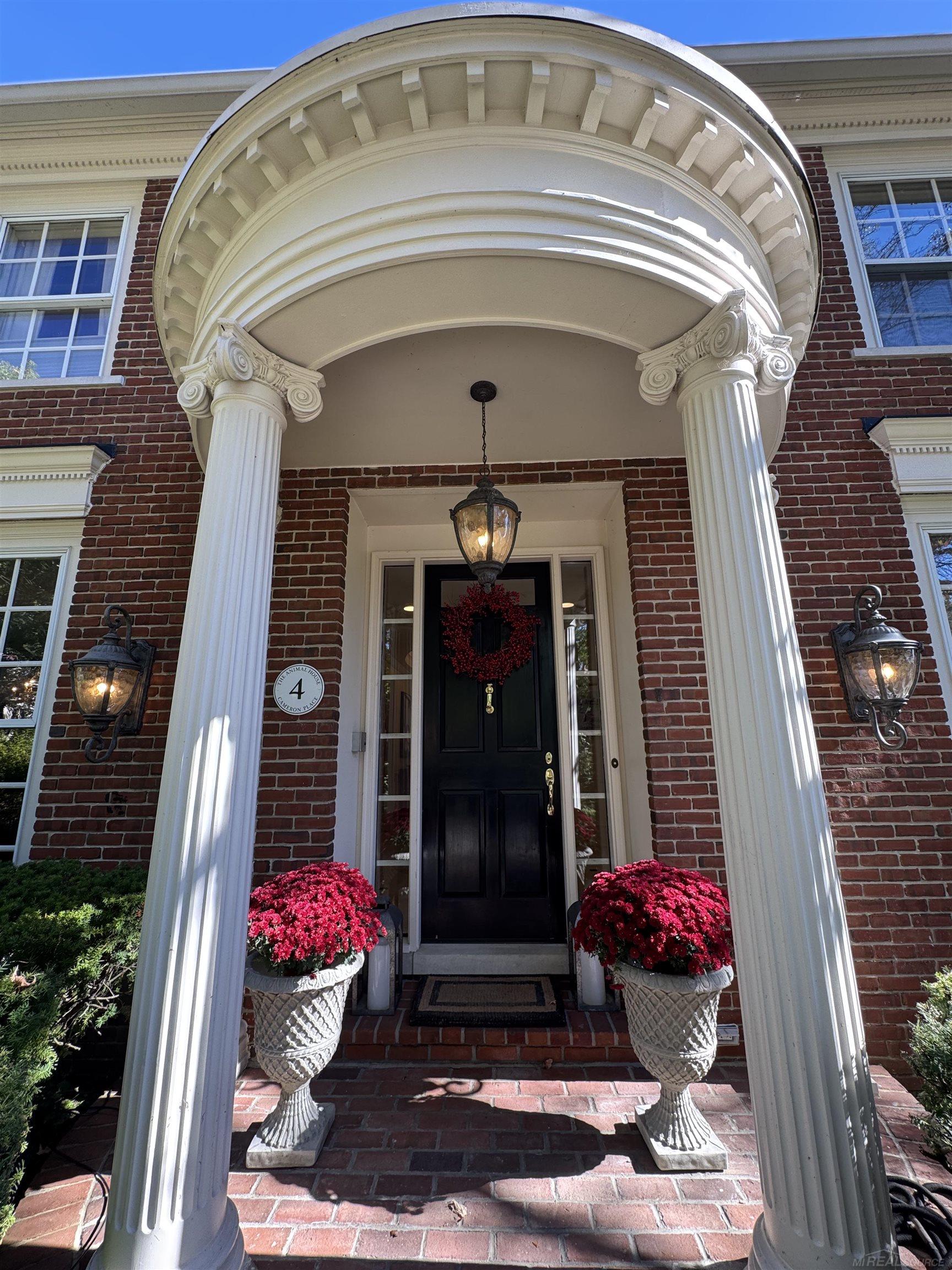 Homes for sale in Grosse Pointe, MI | 4 Cameron Pl, Grosse Pointe, MI 48230 | MLS# 50193129