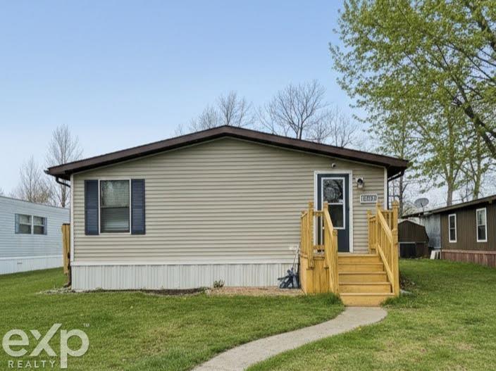 Homes for sale in Marysville, MI | 50 Mack Ave #127, Marysville, MI 48040 | MLS# 50193184