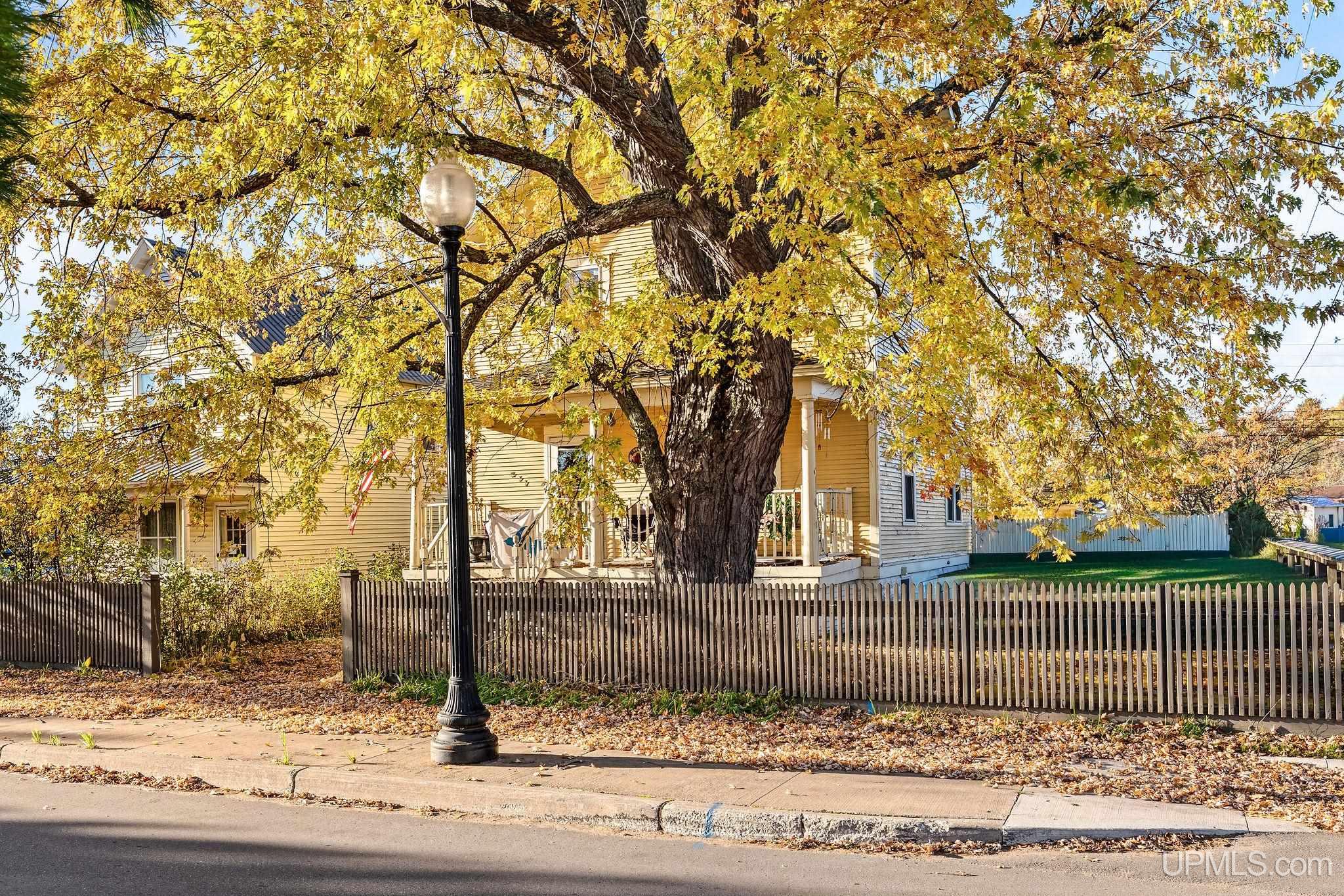 Homes for sale in Gwinn, MI | 211 N Pine St, Gwinn, MI 49841 | MLS# 50193201