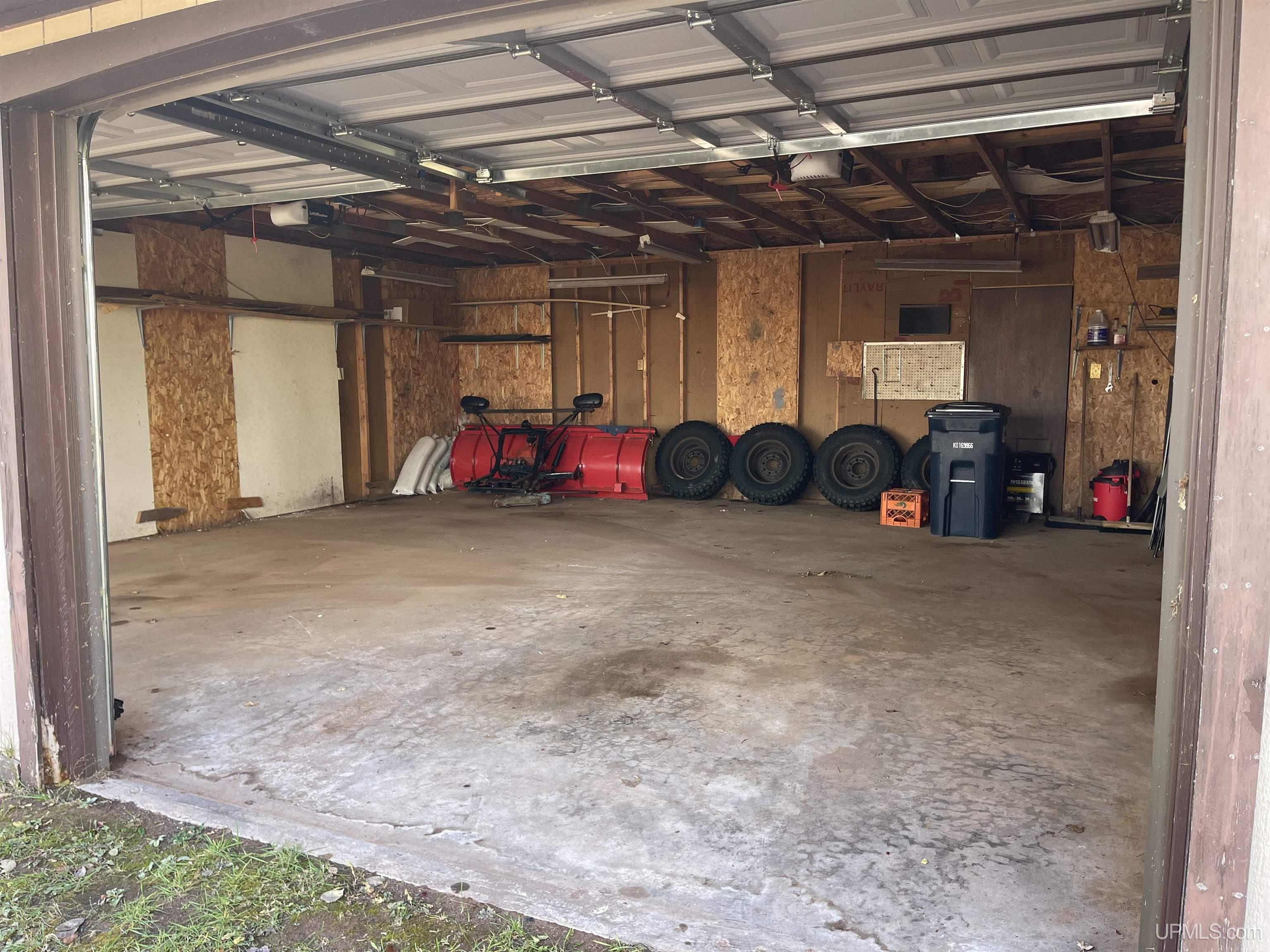 Homes for sale in Ironwood, MI | 705 N Luxmore St, Ironwood, MI 49938 | MLS# 50193239