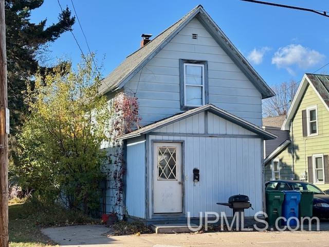 Homes for sale in Marquette, MI | 1212 Division St, Marquette, MI 49855 | MLS# 50193315