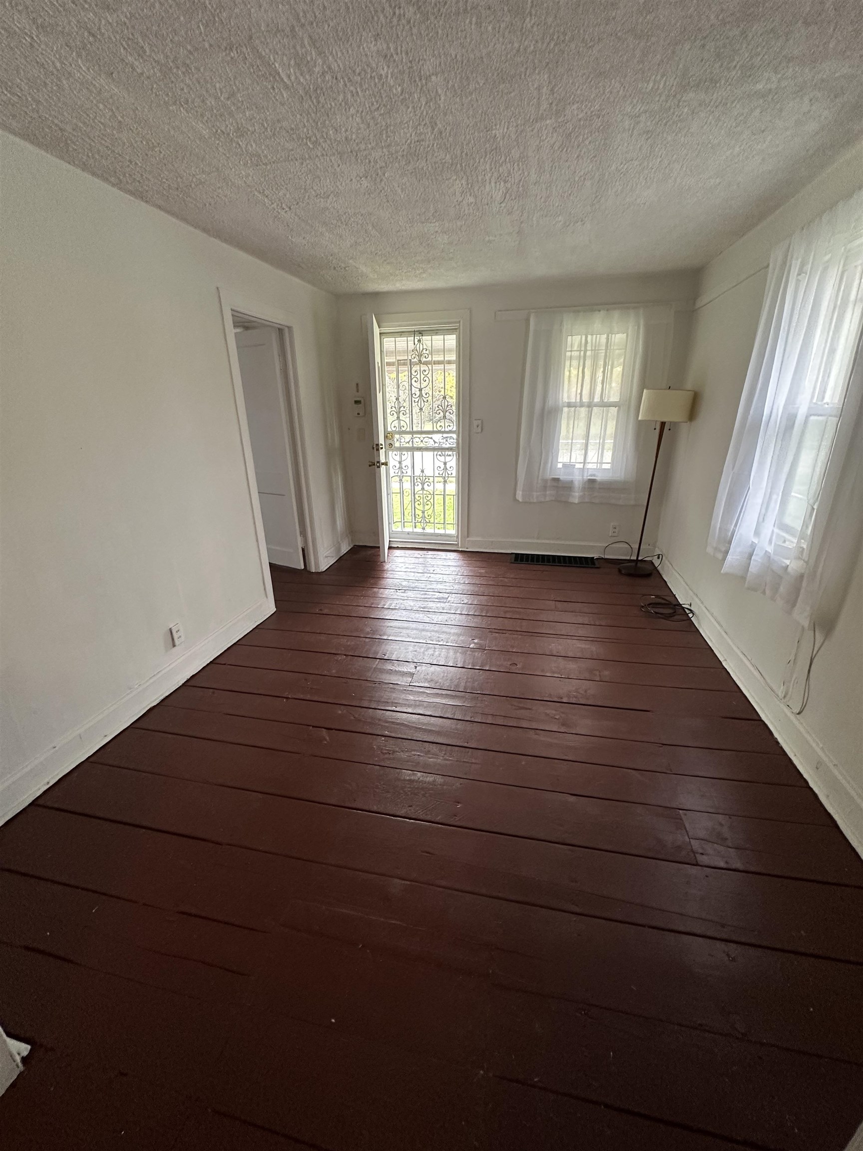 Homes for sale in Flint, MI | 738 E York Ave, Flint, MI 48505 | MLS# 50193351