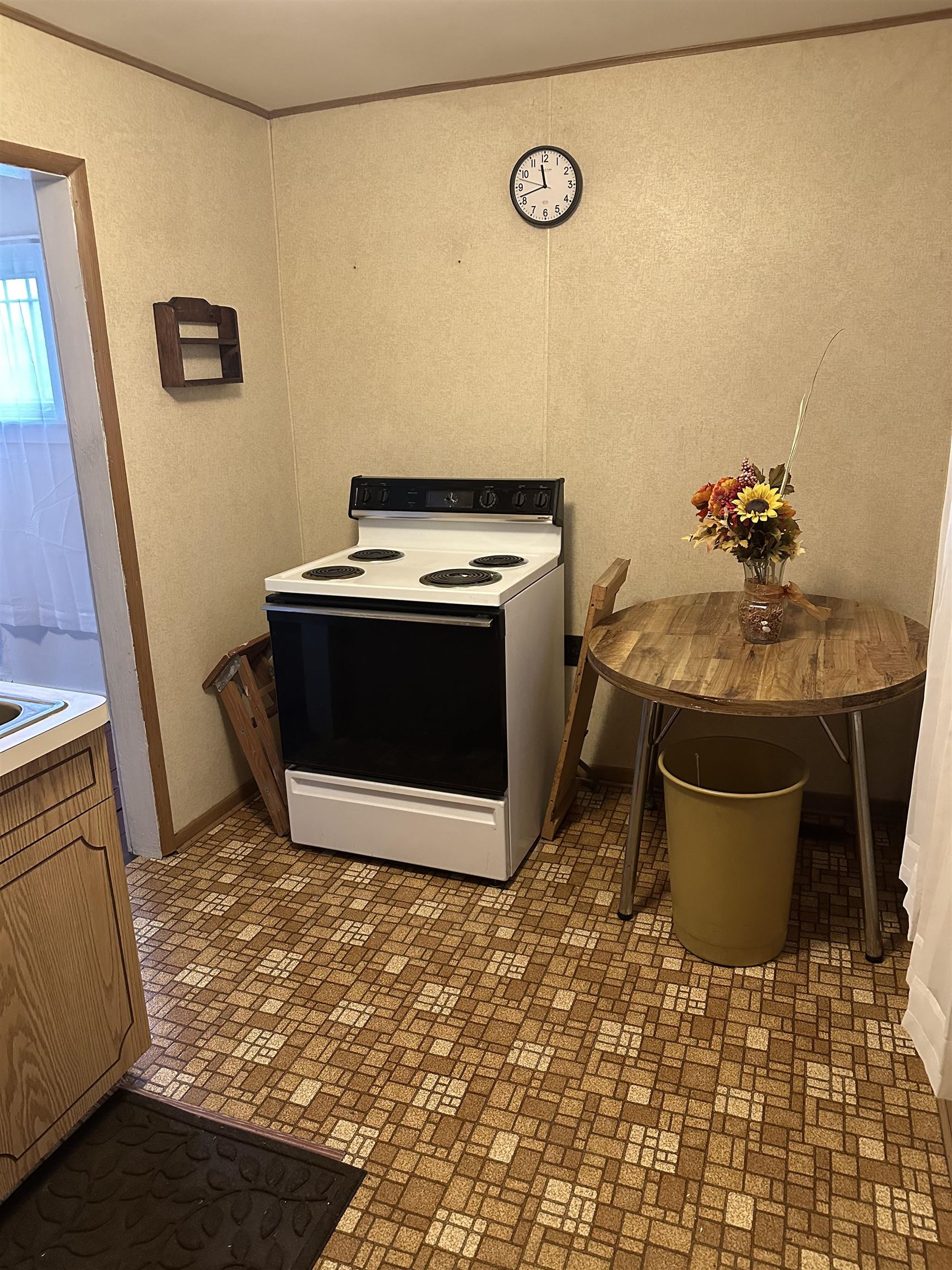 Homes for sale in Flint, MI | 738 E York Ave, Flint, MI 48505 | MLS# 50193351