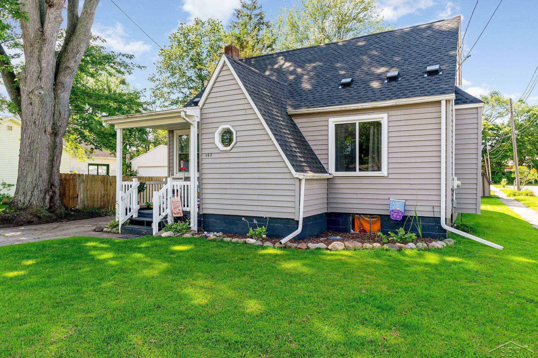 Homes for sale in Montrose, MI | 157 N Genesee St, Montrose, MI 48457 | MLS# 50193384