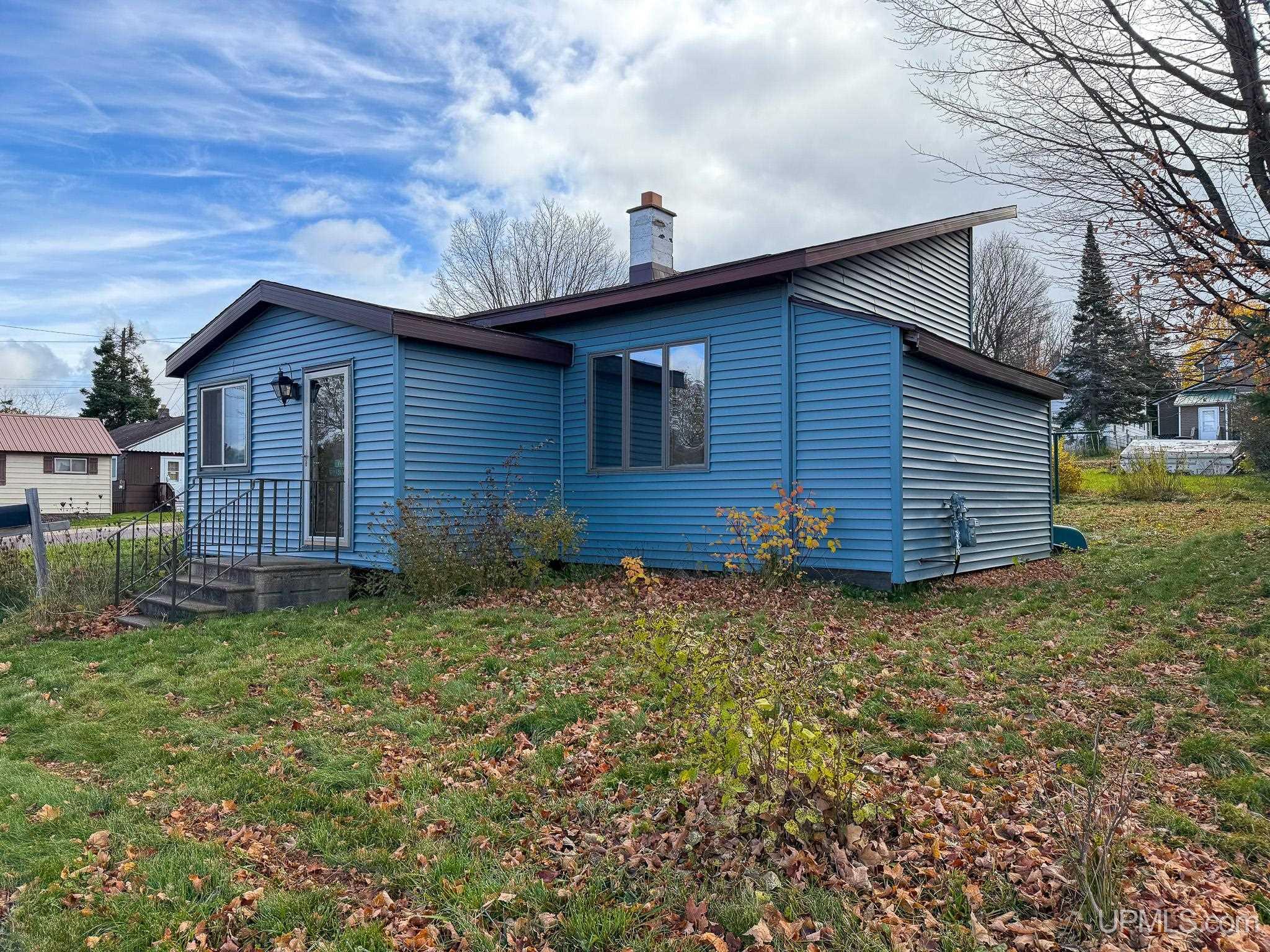 Homes for sale in Bessemer, MI | 411 E Mary Street Street, Bessemer, MI 49911 | MLS# 50193401