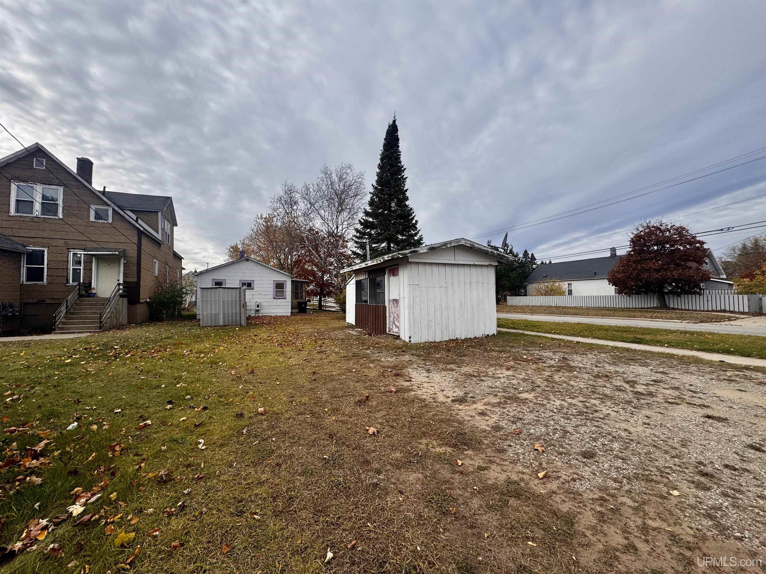 Homes for sale in Escanaba, MI | 1919 N 5th Ave, Escanaba, MI 49829 | MLS# 50193454