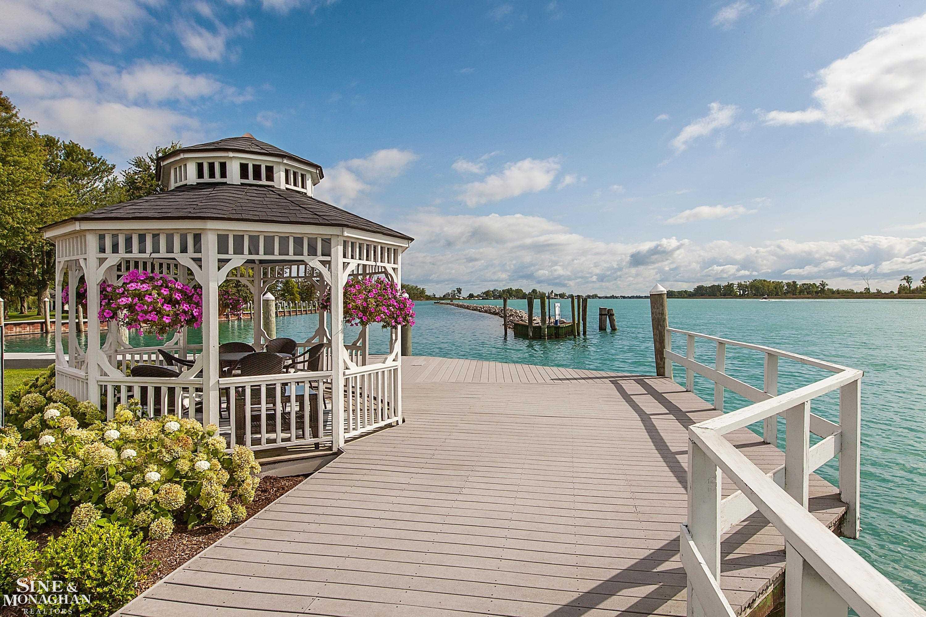 Homes for sale in Harsens Island, MI | 9811 S Channel Dr, Harsens Island, MI 48028 | MLS# 50193548