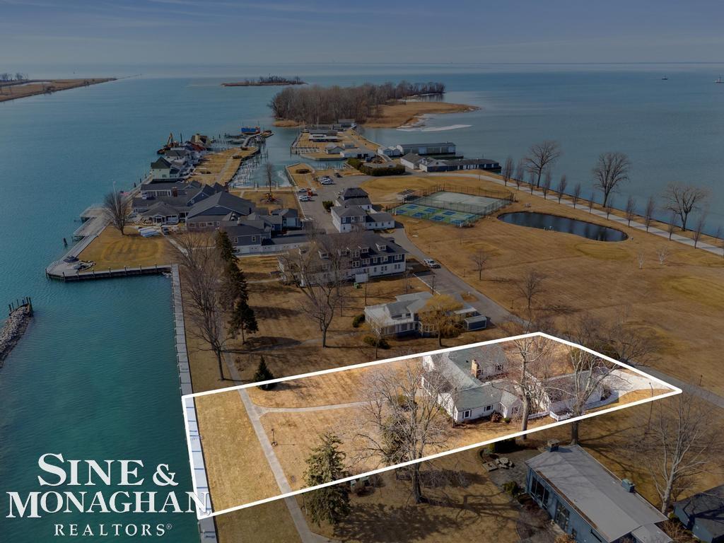 Homes for sale in Harsens Island, MI | 9811 S Channel Dr, Harsens Island, MI 48028 | MLS# 50193548